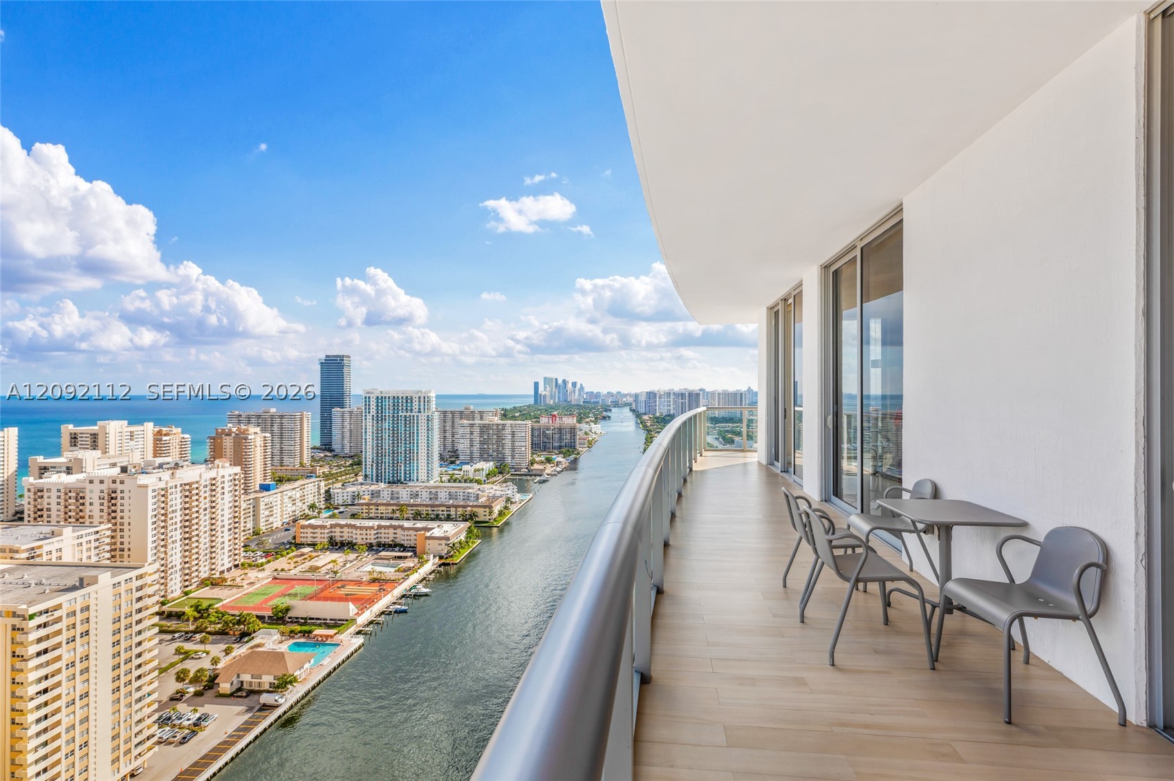 image Beachwalk Condominium34