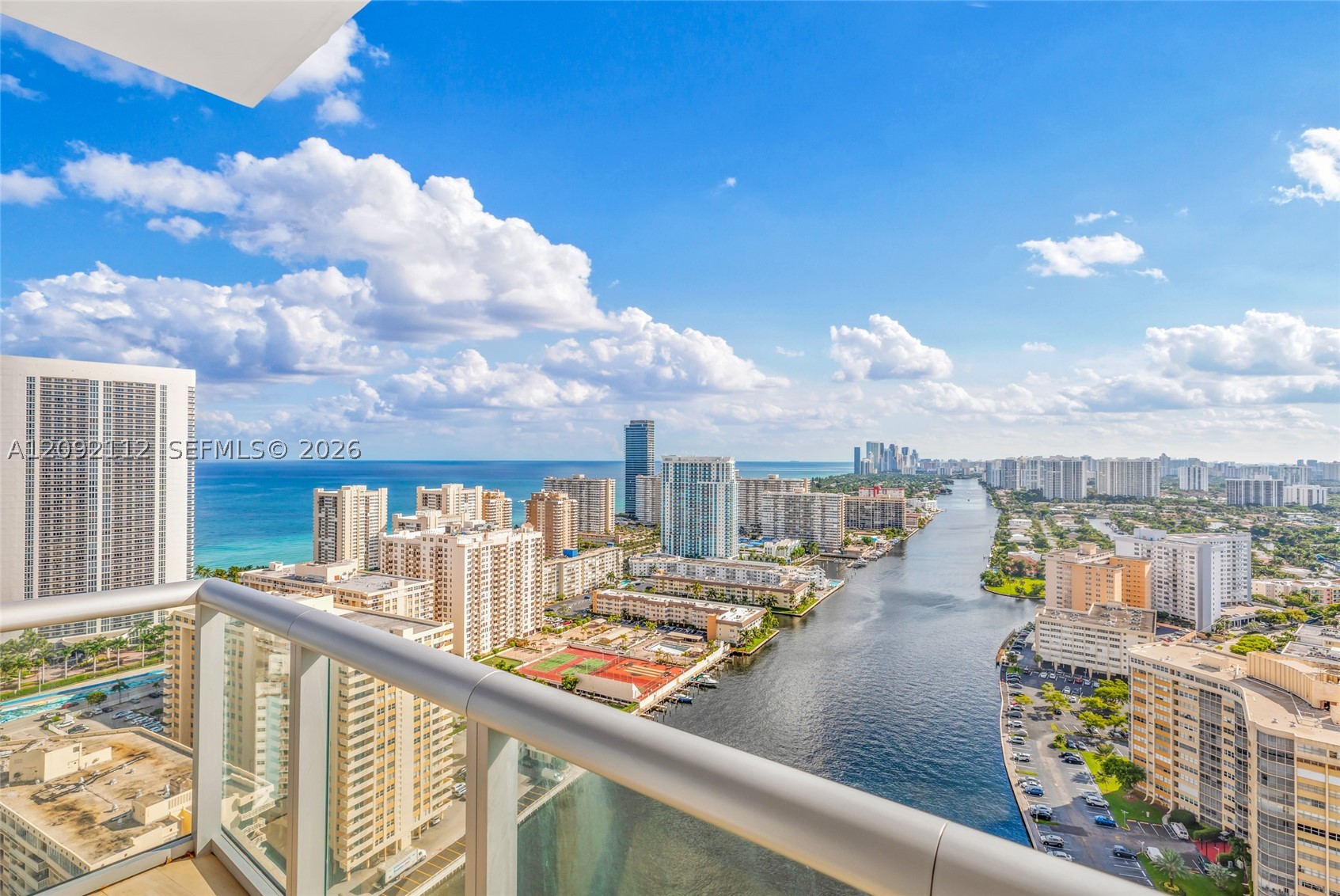 image Beachwalk Condominium36