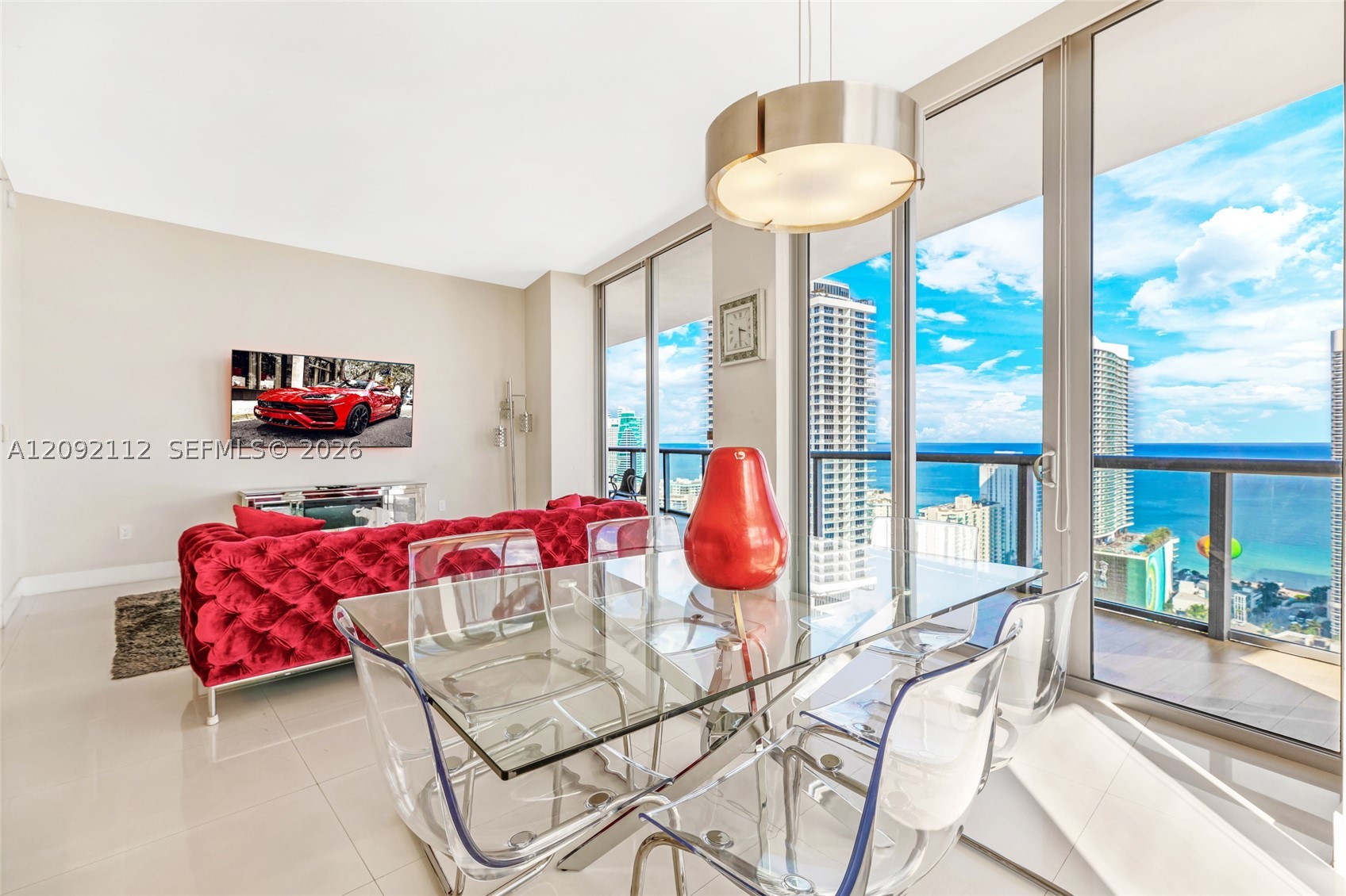 image Beachwalk Condominium3