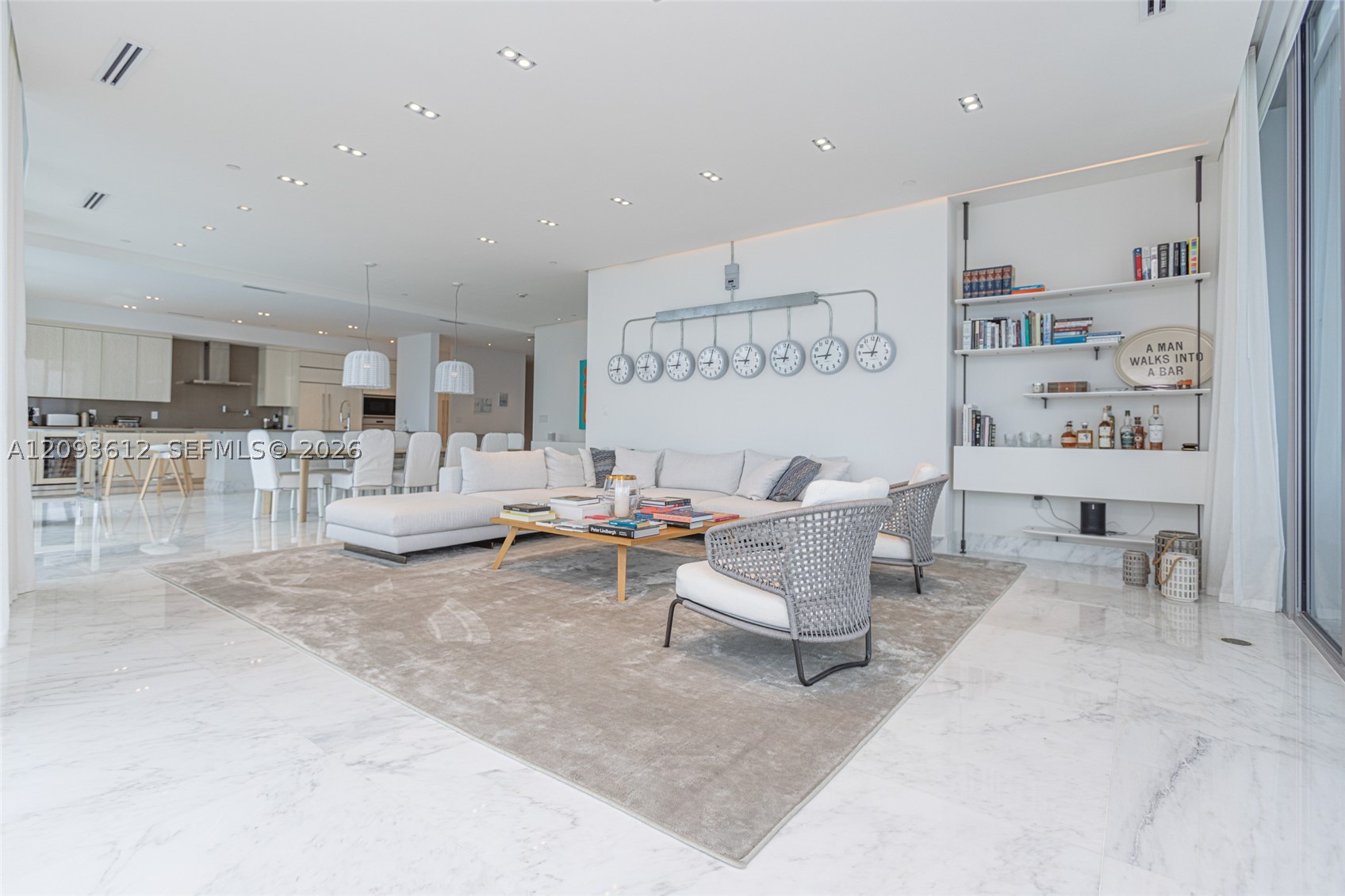 17475 Collins Ave #1802