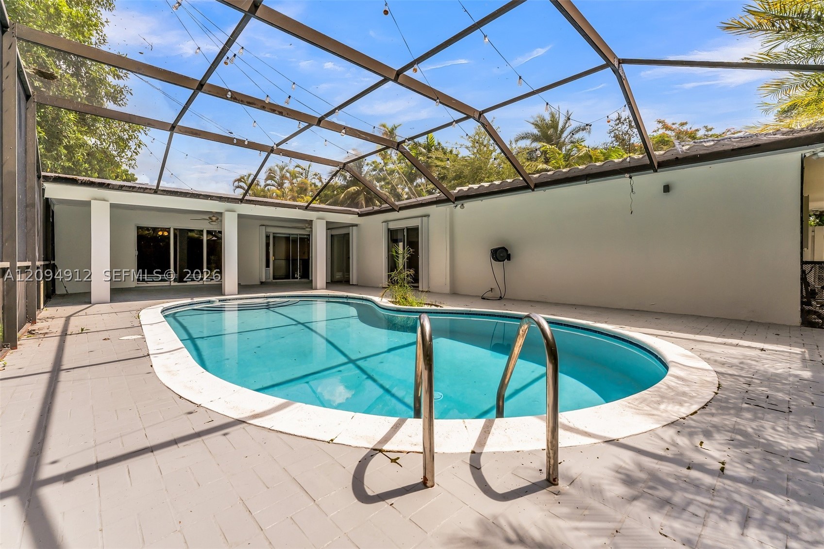 11890 SW 72nd Pl #11890 Pinecrest, FL 33156