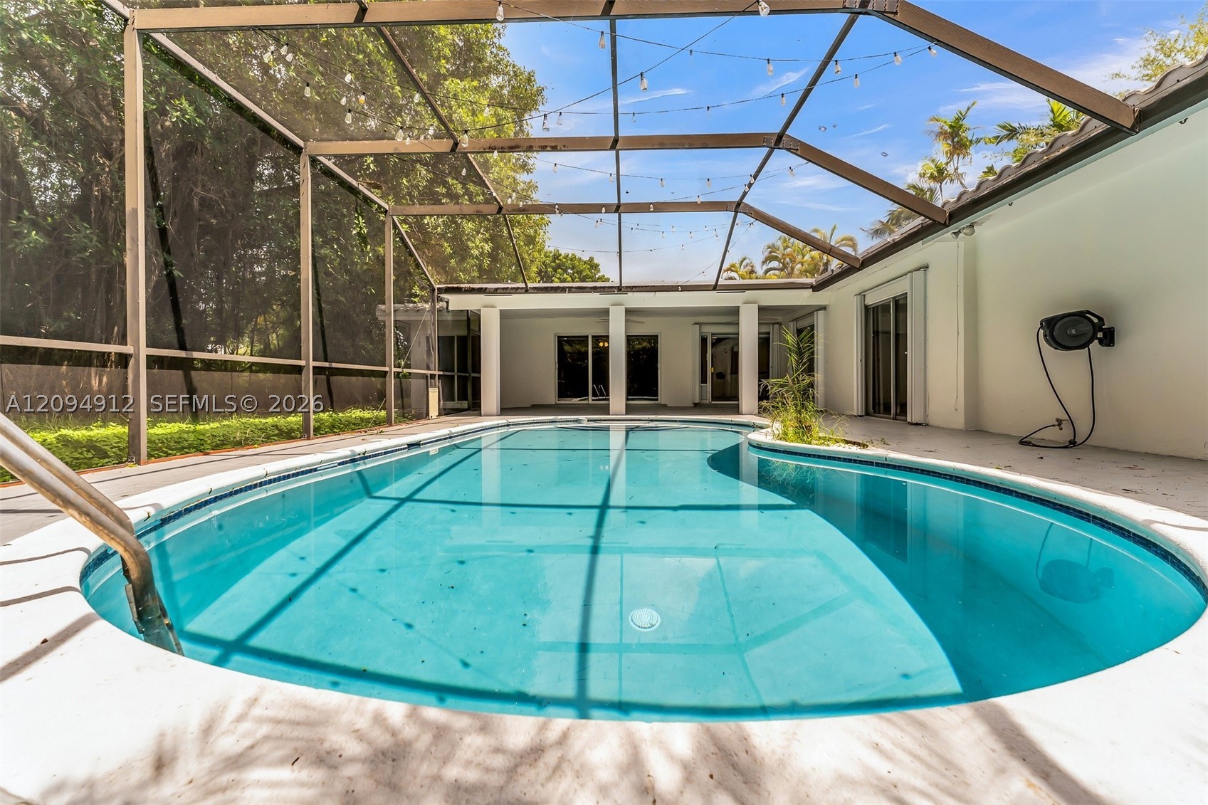 11890 SW 72nd Pl #11890 Pinecrest, FL 33156