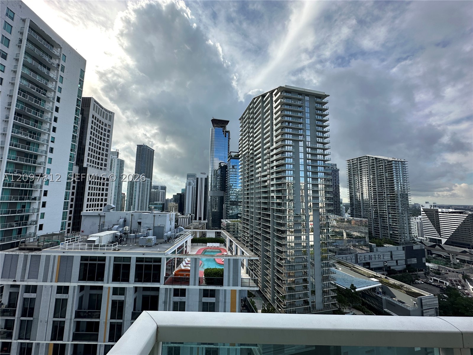 image Brickell on the River South16