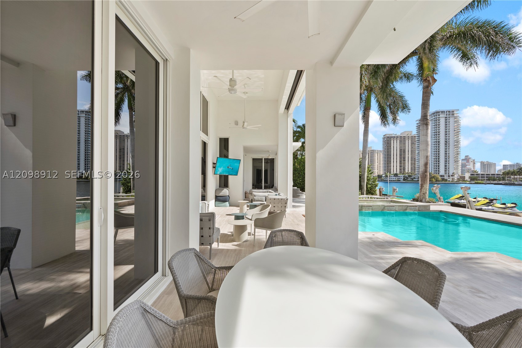 224 S Is Golden Beach, FL 33160