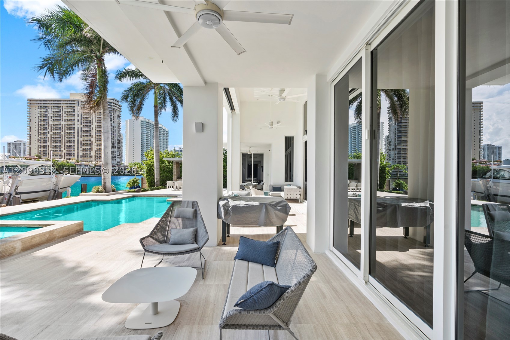 224 S Is Golden Beach, FL 33160