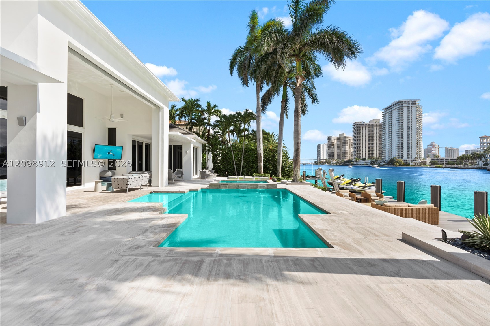 224 S Is Golden Beach, FL 33160