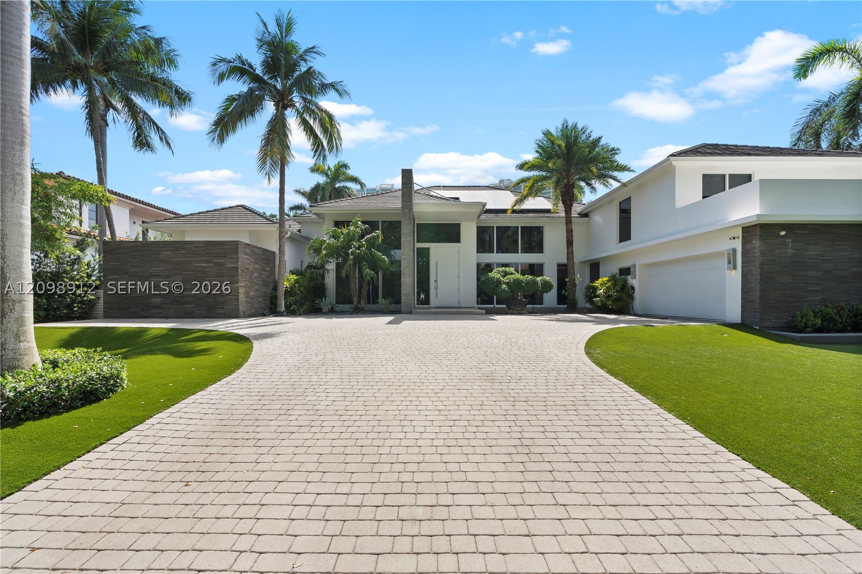 224 S Is Golden Beach, FL 33160