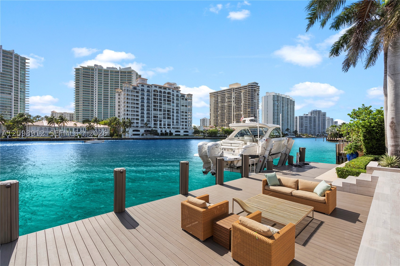 224 S Is Golden Beach, FL 33160