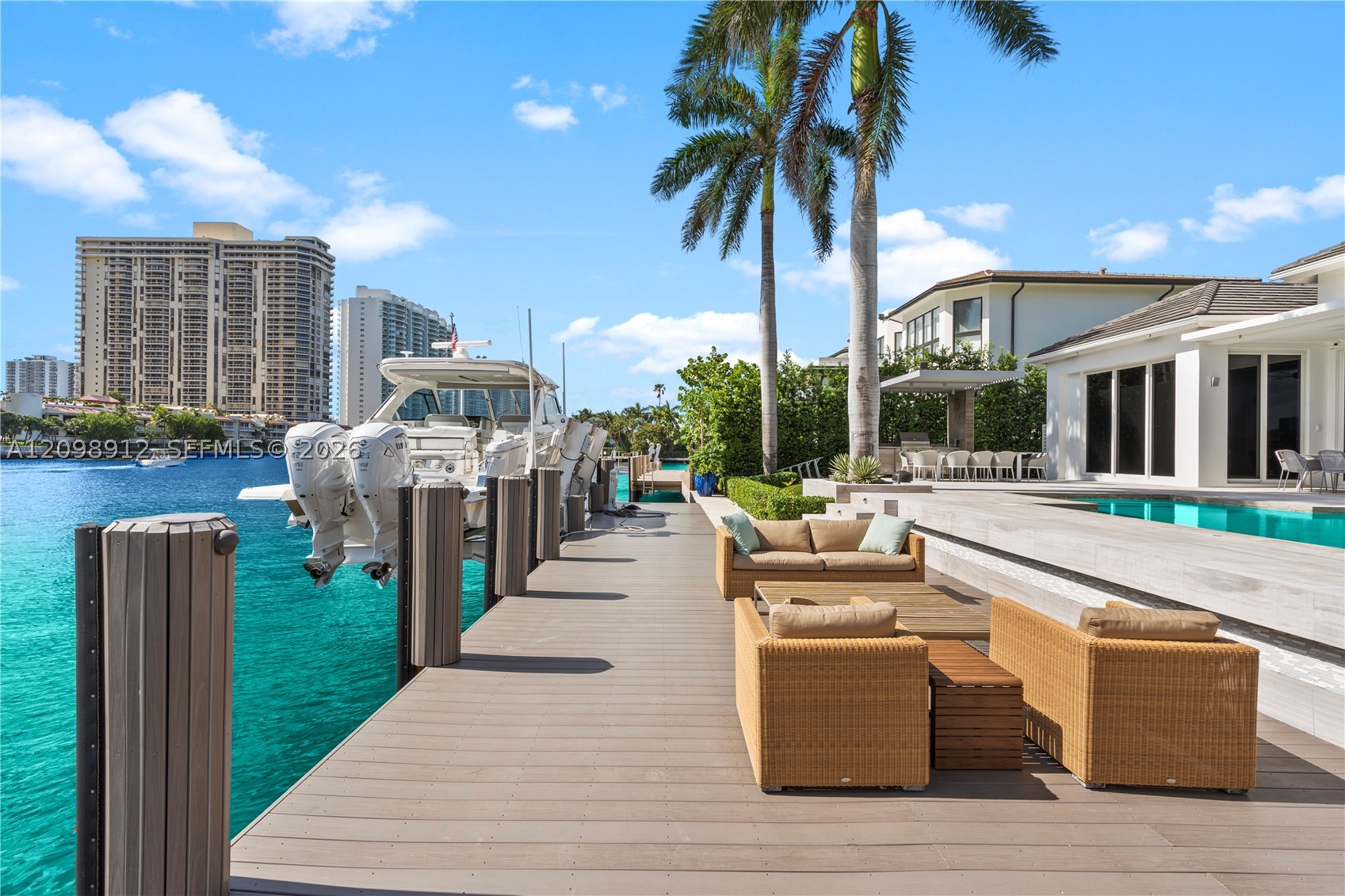 224 S Is Golden Beach, FL 33160