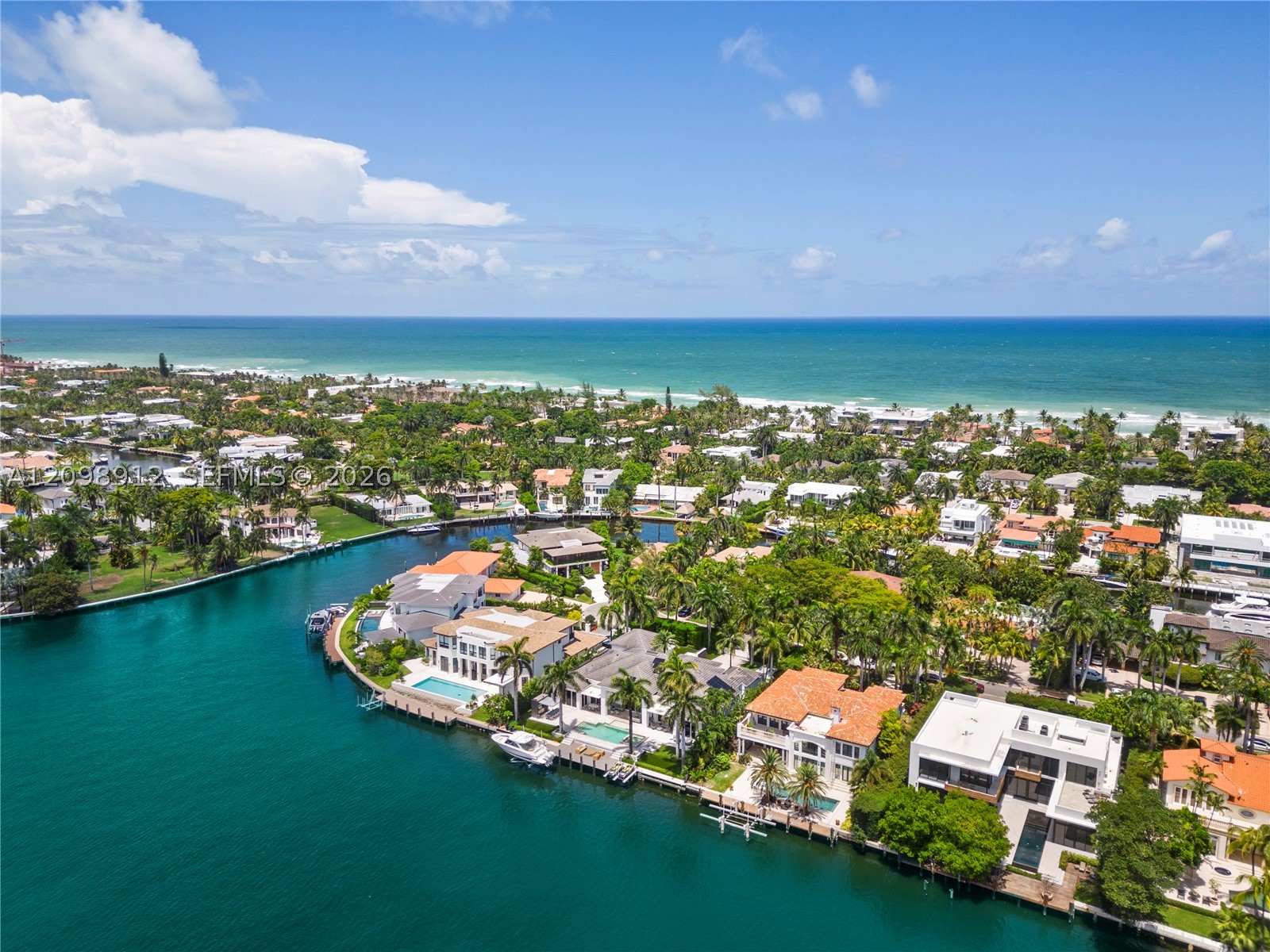 224 S Is Golden Beach, FL 33160
