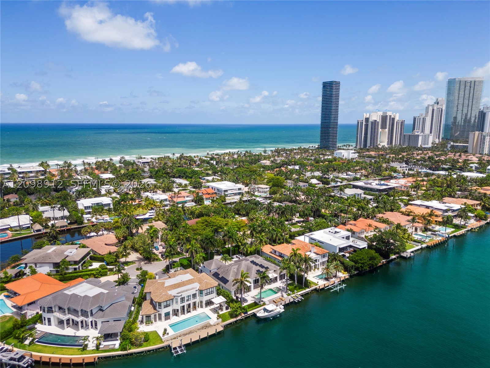 224 S Is Golden Beach, FL 33160