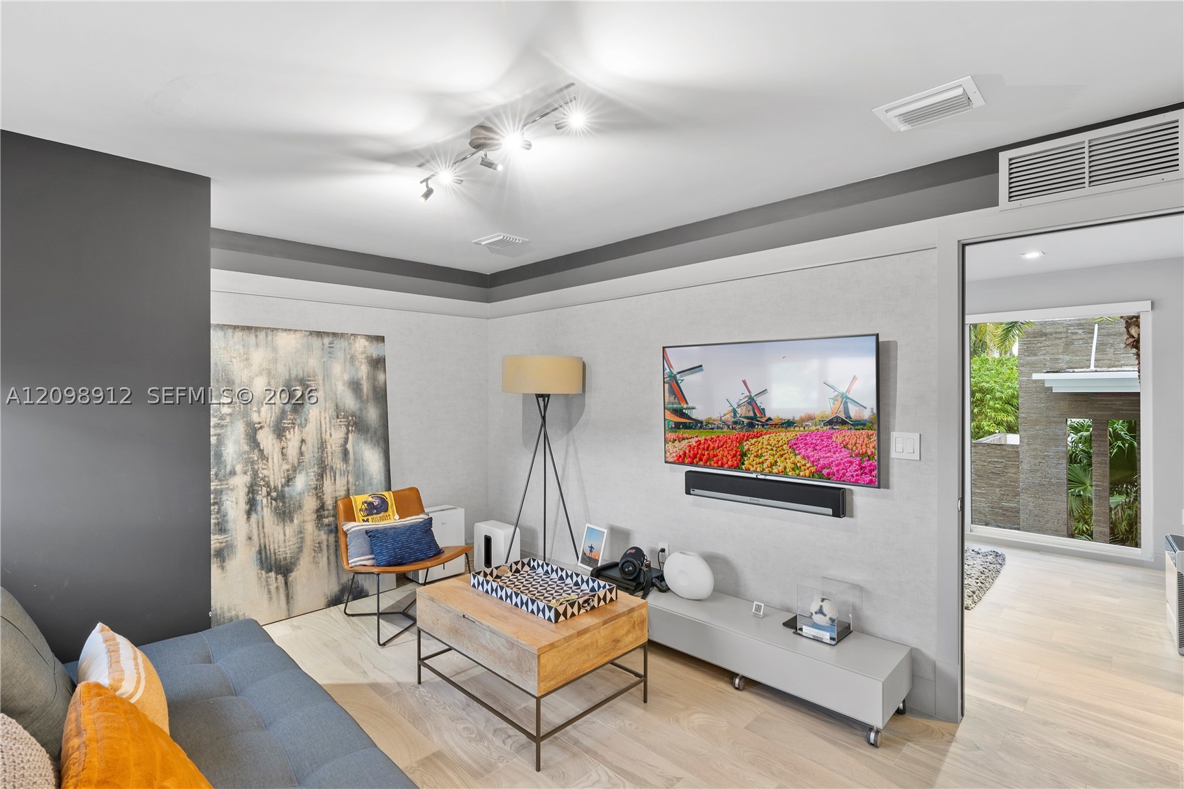 224 S Is Golden Beach, FL 33160