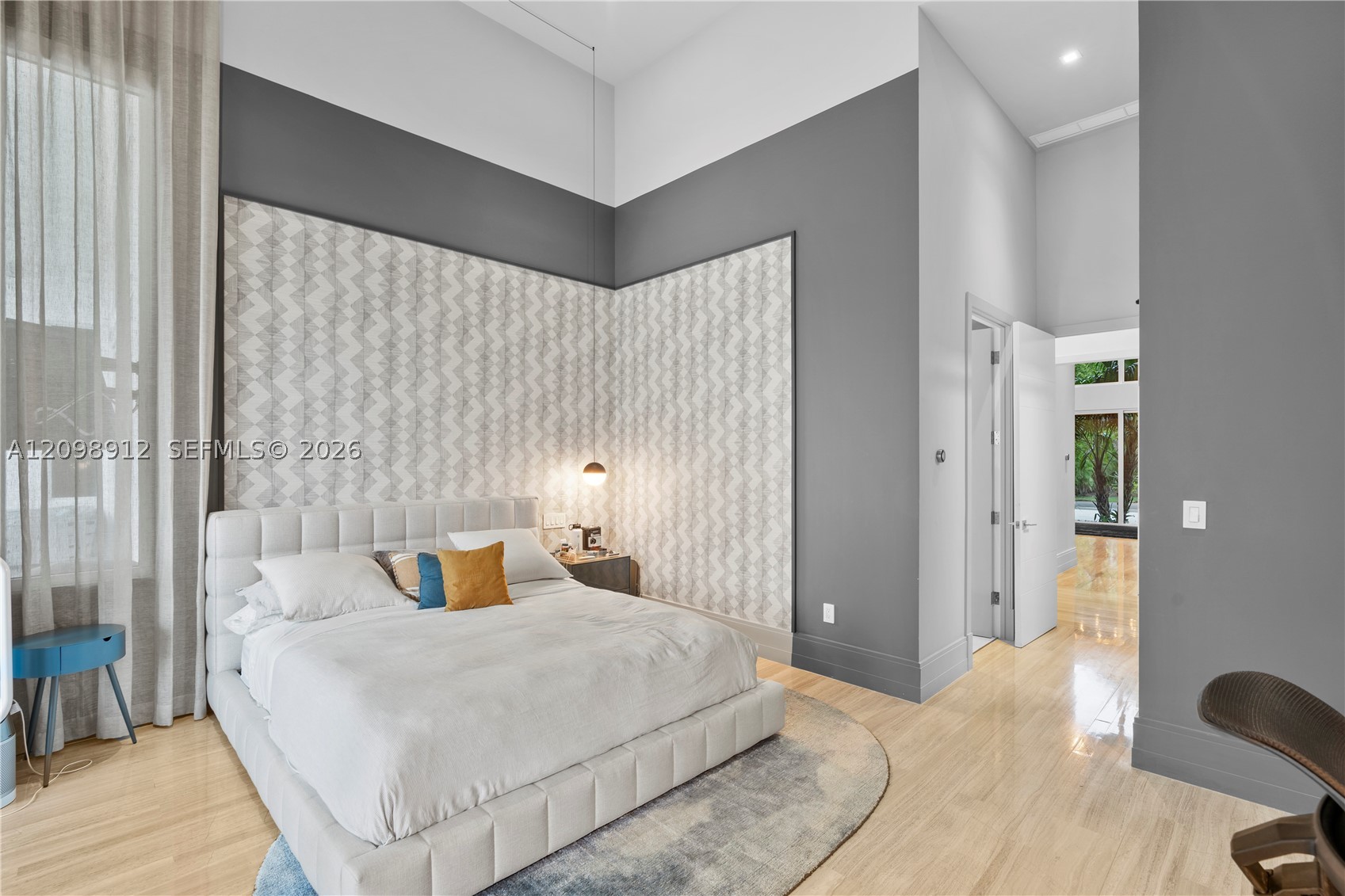 224 S Is Golden Beach, FL 33160