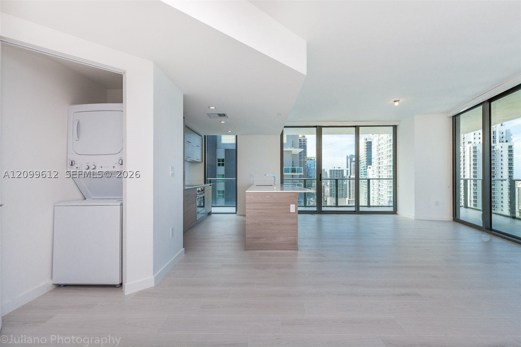 image Dua Miami2