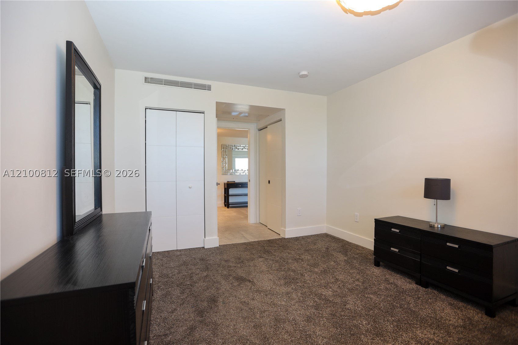 image Arlen House Condo11