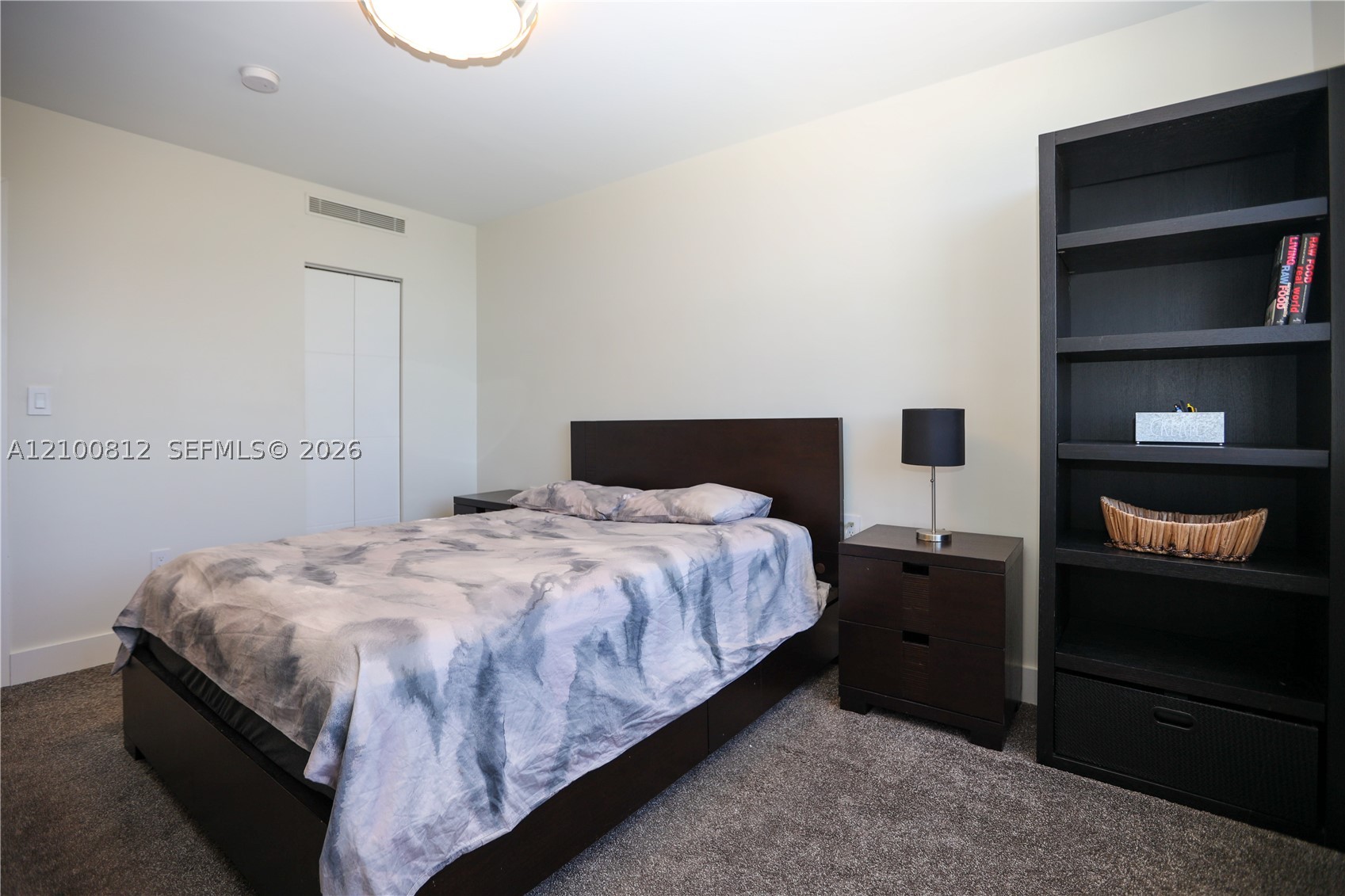 image Arlen House Condo14