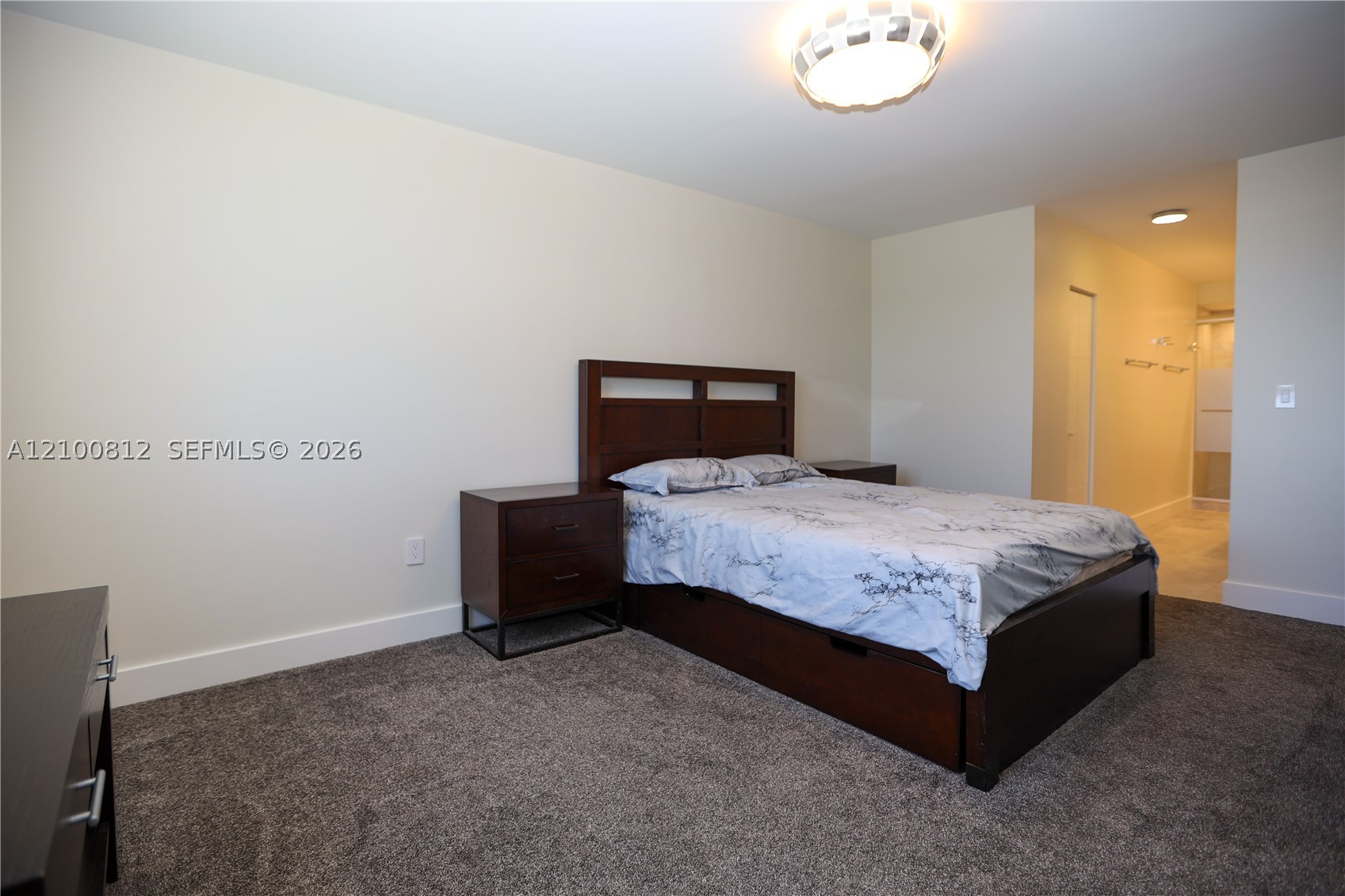 image Arlen House Condo17