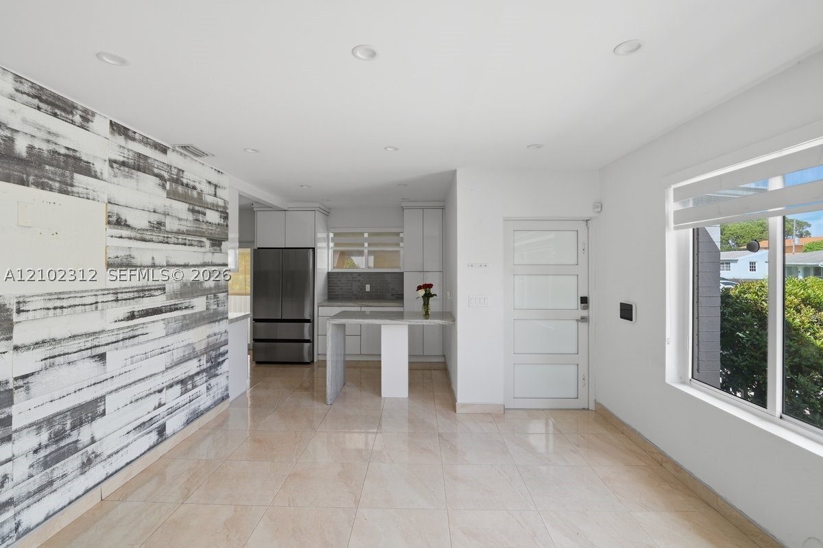 120 W 63rd St Hialeah, FL 33012