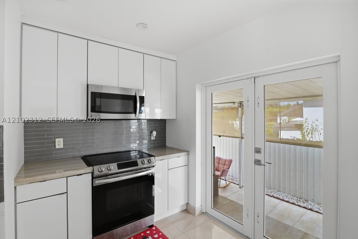120 W 63rd St Hialeah, FL 33012