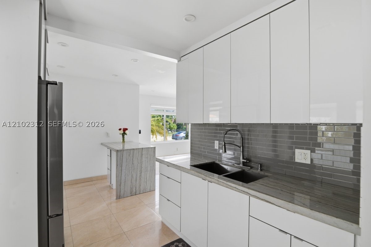 120 W 63rd St Hialeah, FL 33012