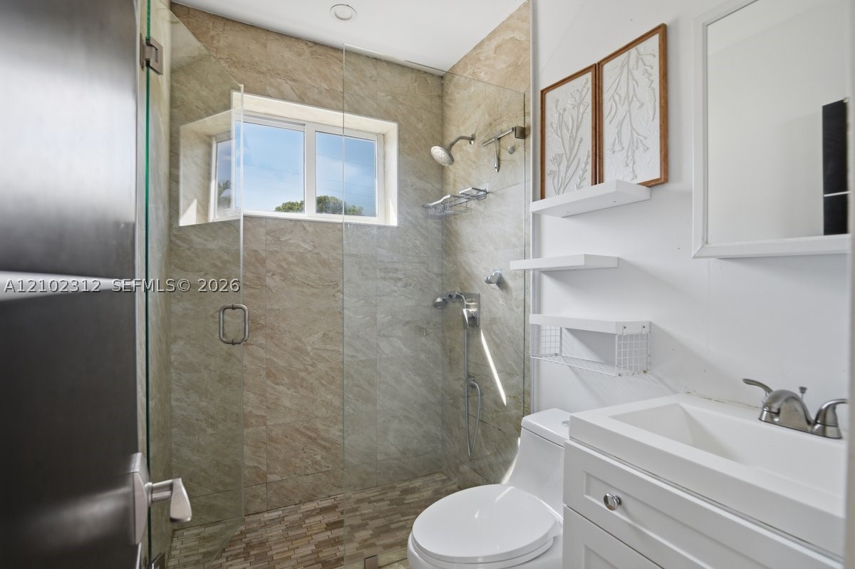 120 W 63rd St Hialeah, FL 33012
