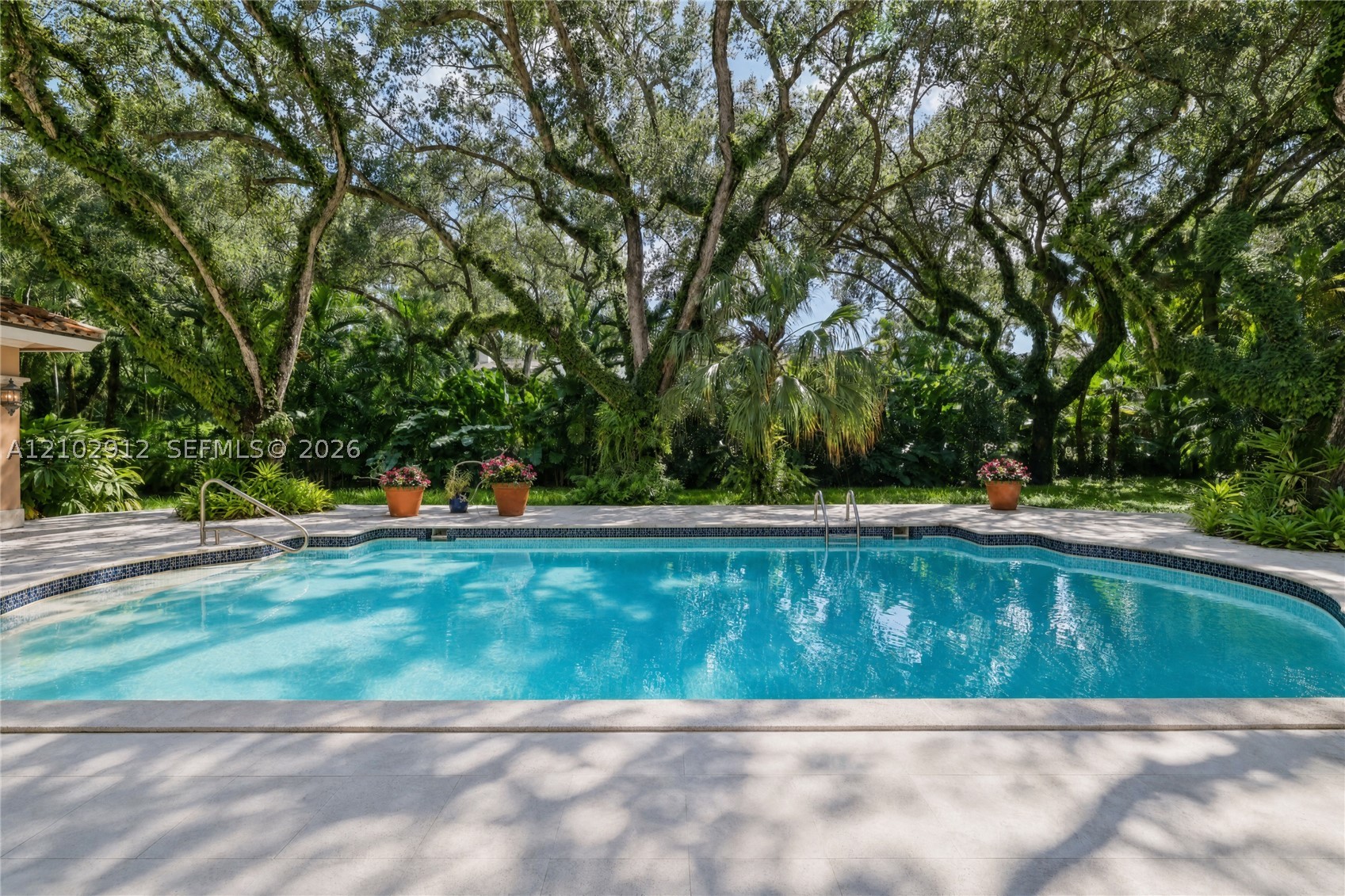 11001 Old Cutler Rd Coral Gables, FL 33156