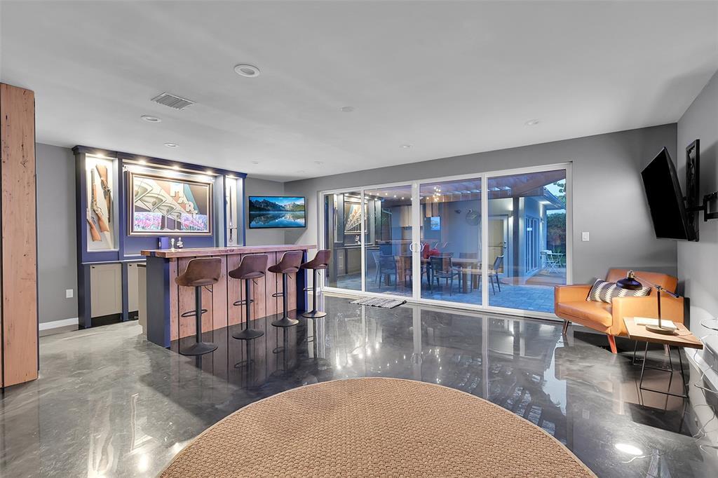 640 NE 17th Fort Lauderdale, FL 33304