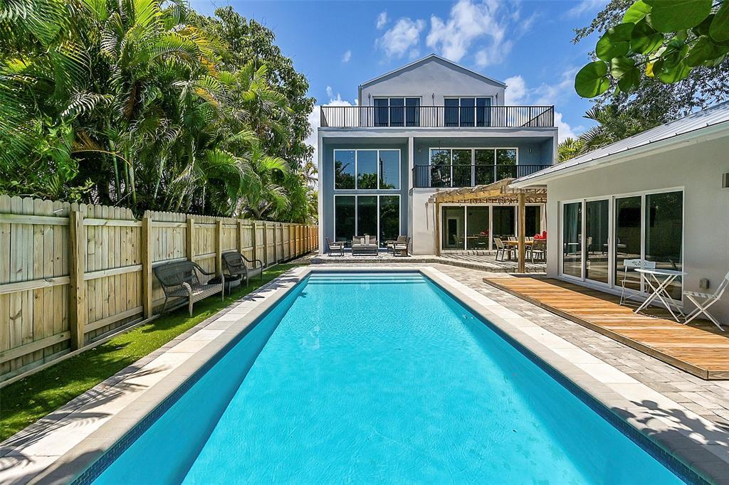 640 NE 17th Fort Lauderdale, FL 33304