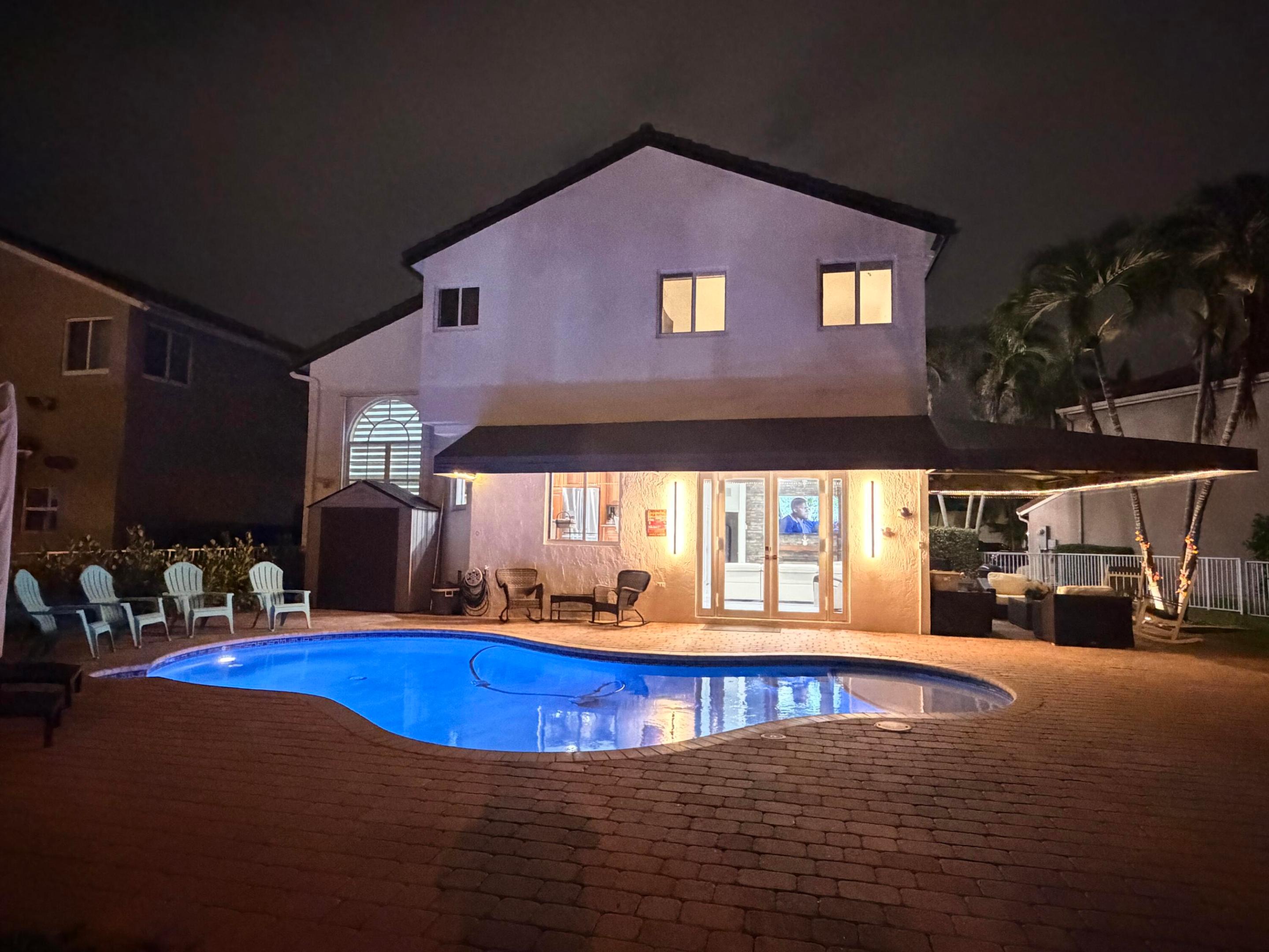 15604 SW 16th Pembroke Pines, FL 33027