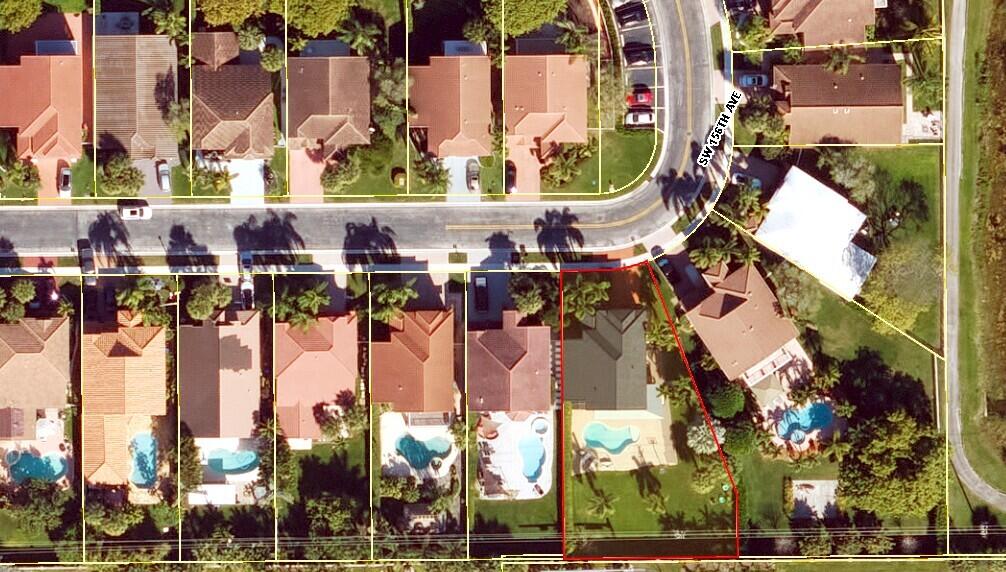 15604 SW 16th Pembroke Pines, FL 33027