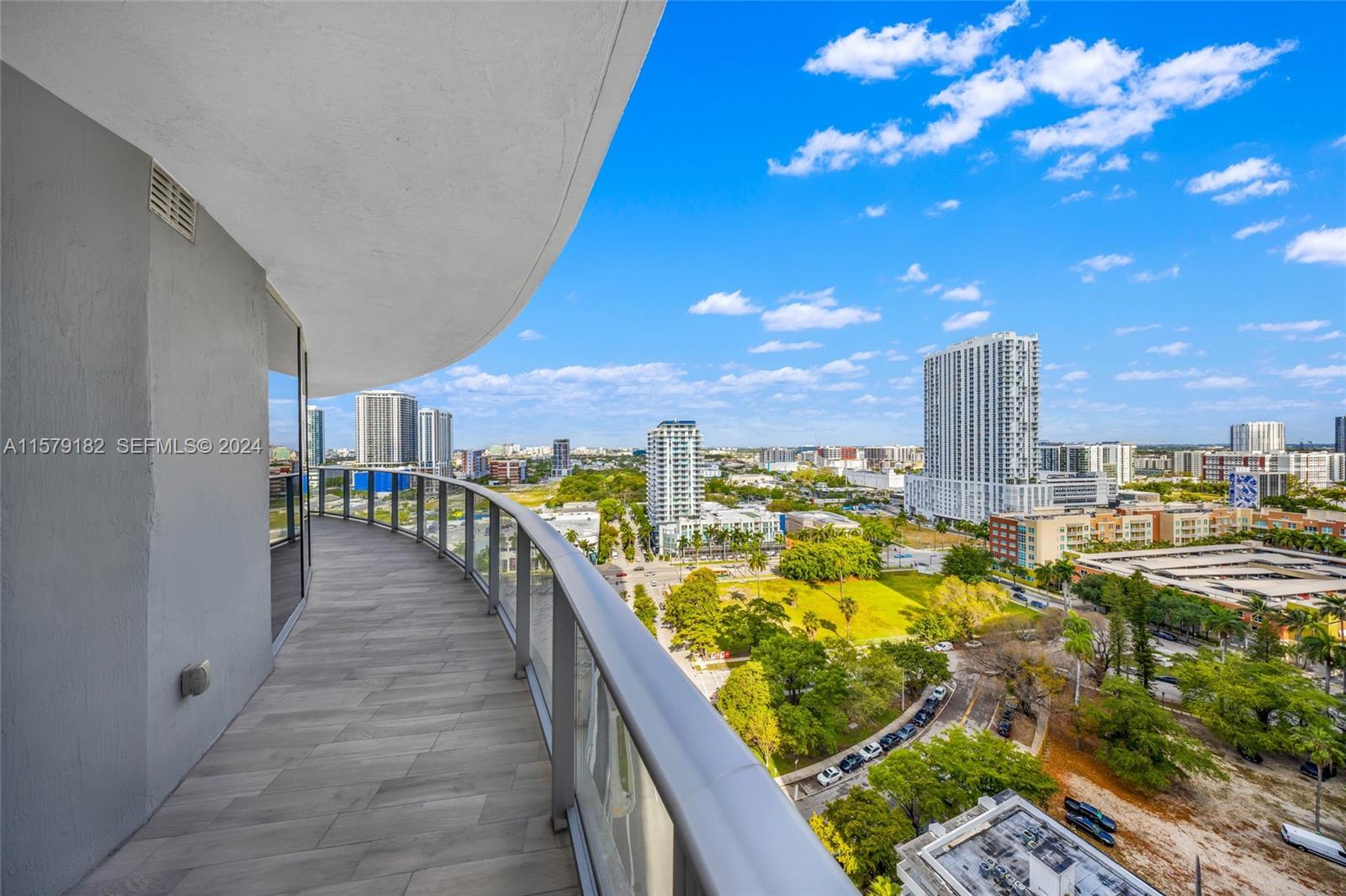 image Aria on the Bay13