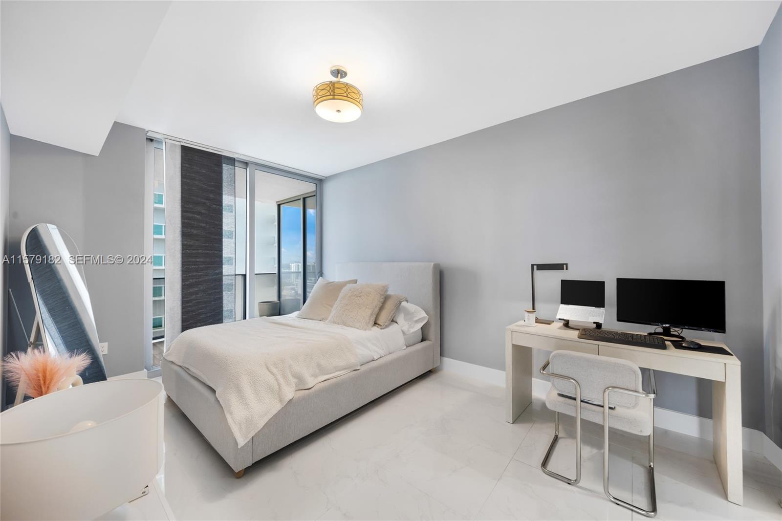 image Aria on the Bay16