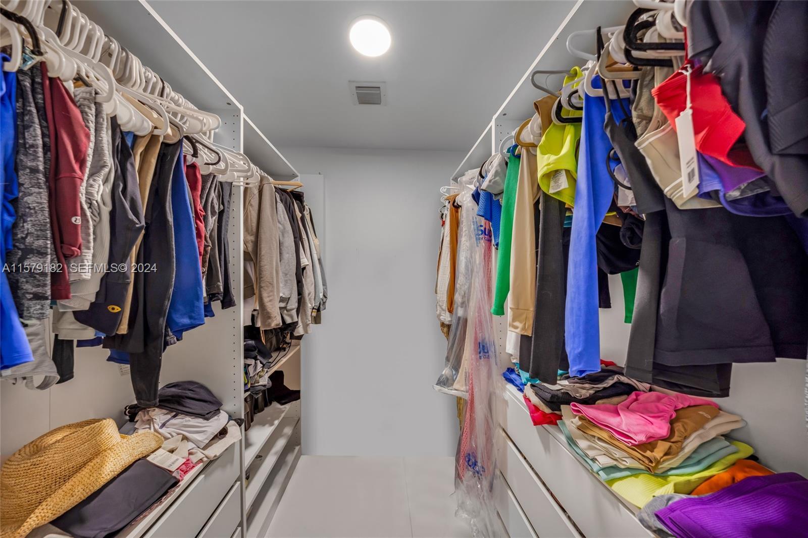 image Aria on the Bay20