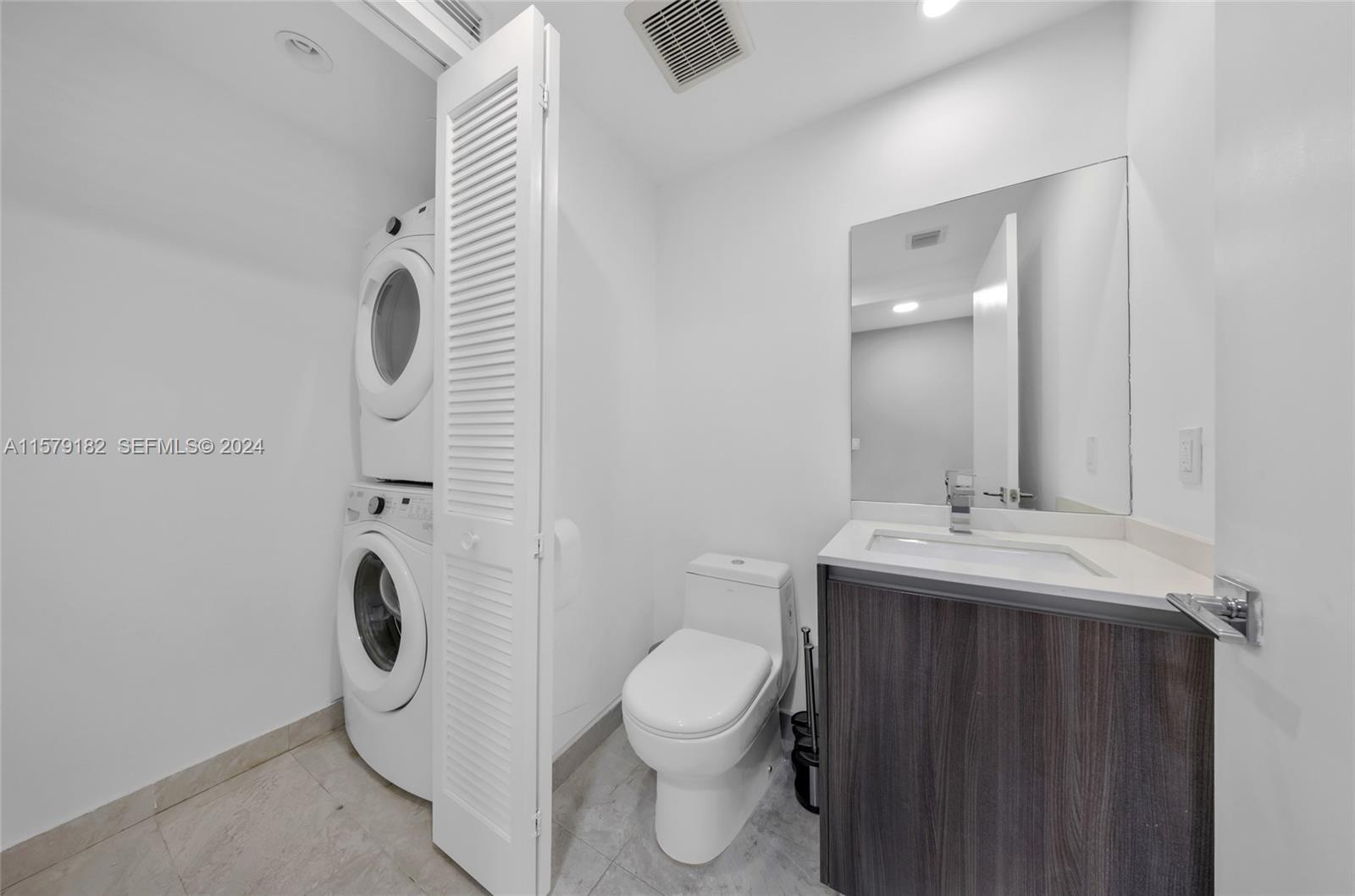 image Aria on the Bay27