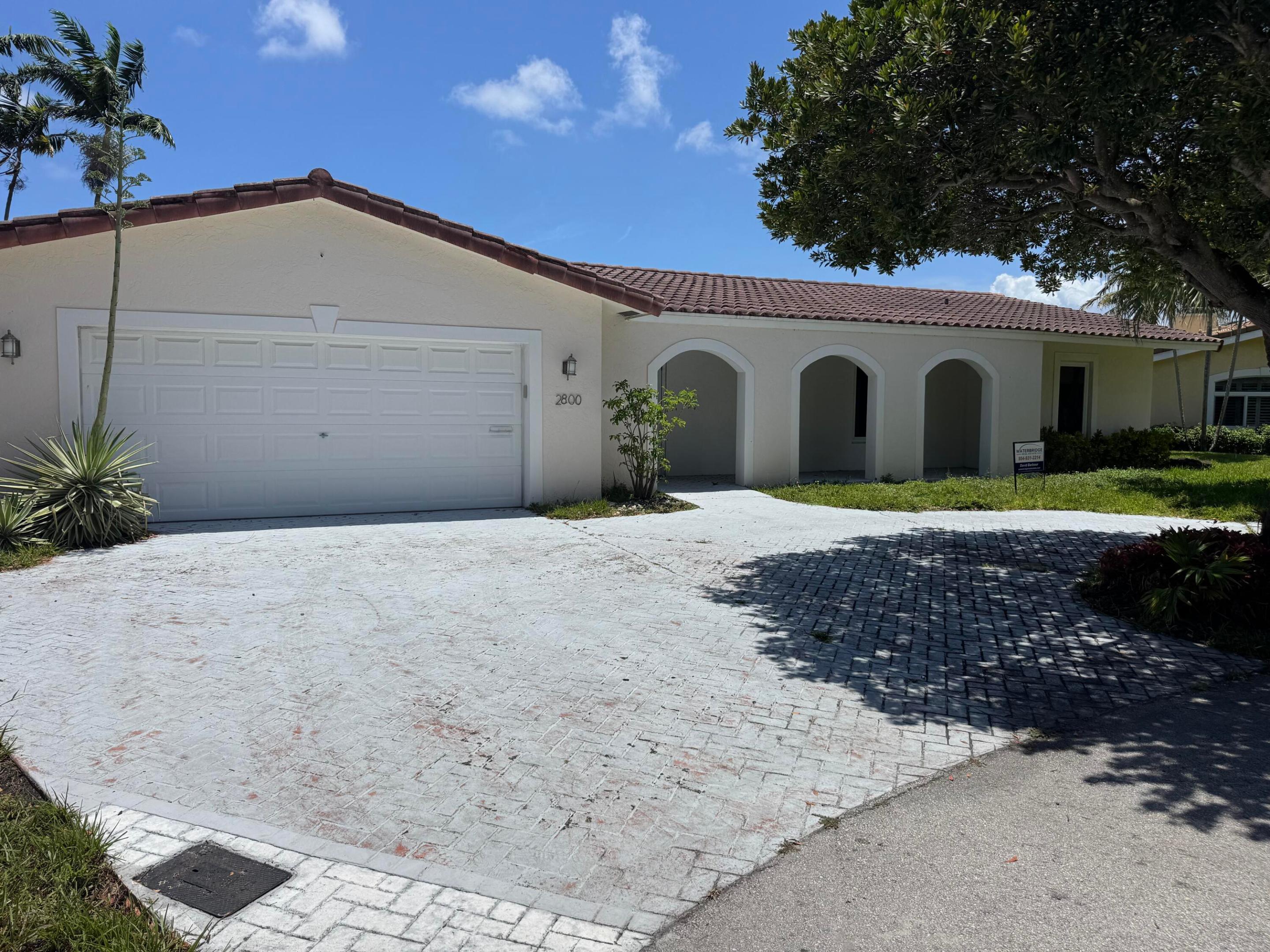 2800 NE 57th