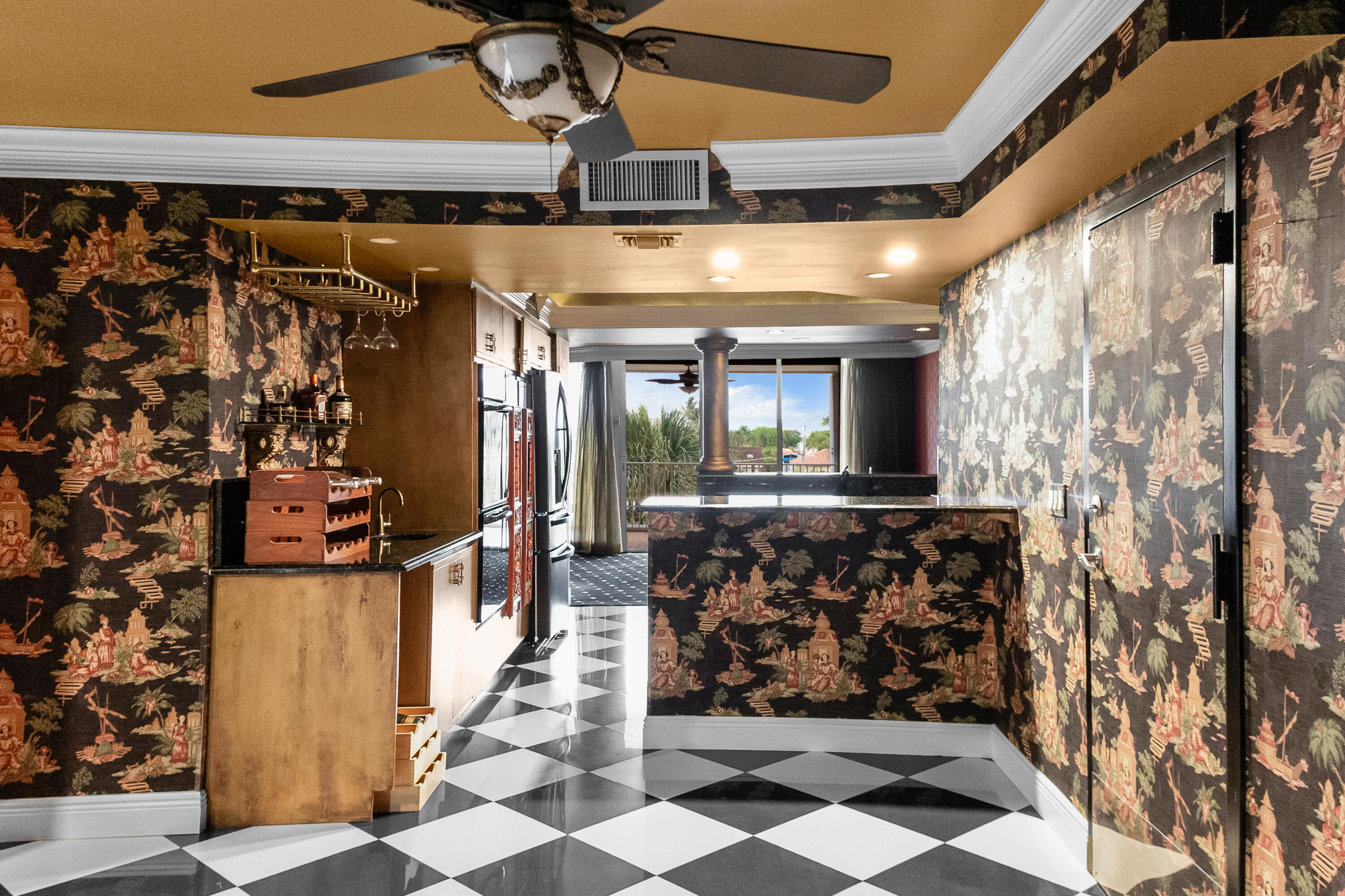 3100 NE 47th #305 Fort Lauderdale, FL 33308