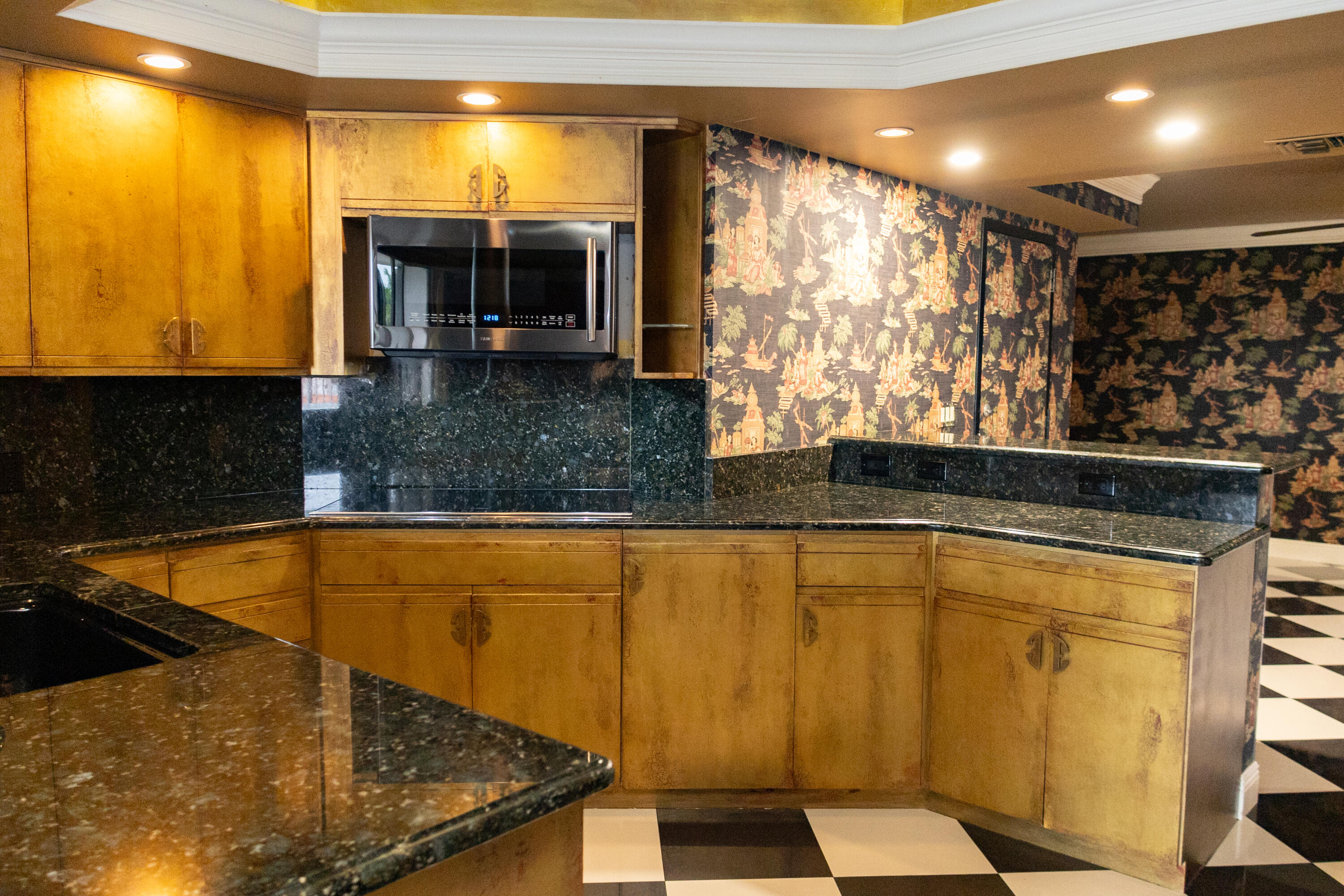 3100 NE 47th #305 Fort Lauderdale, FL 33308