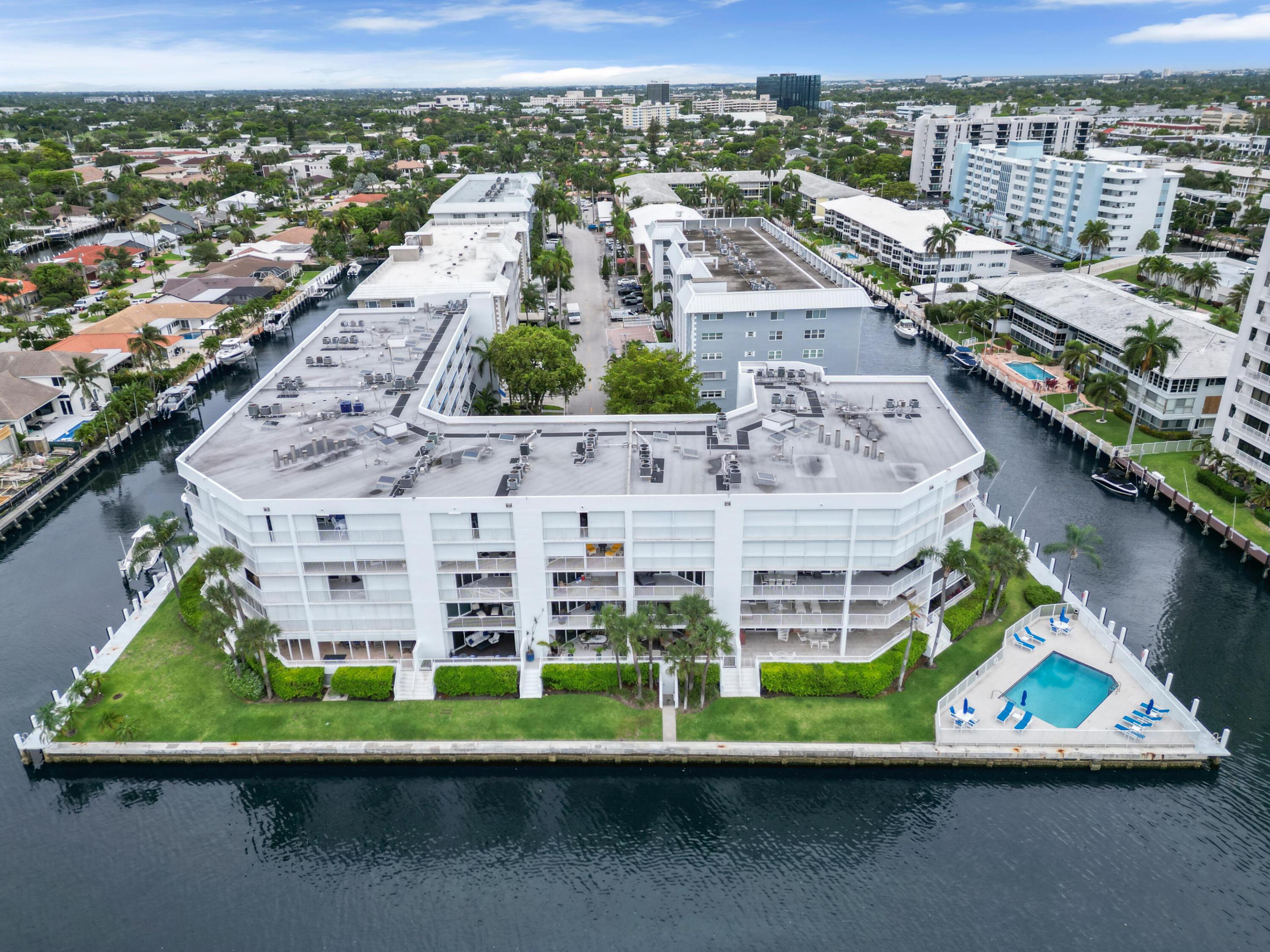 3100 NE 47th #305 Fort Lauderdale, FL 33308