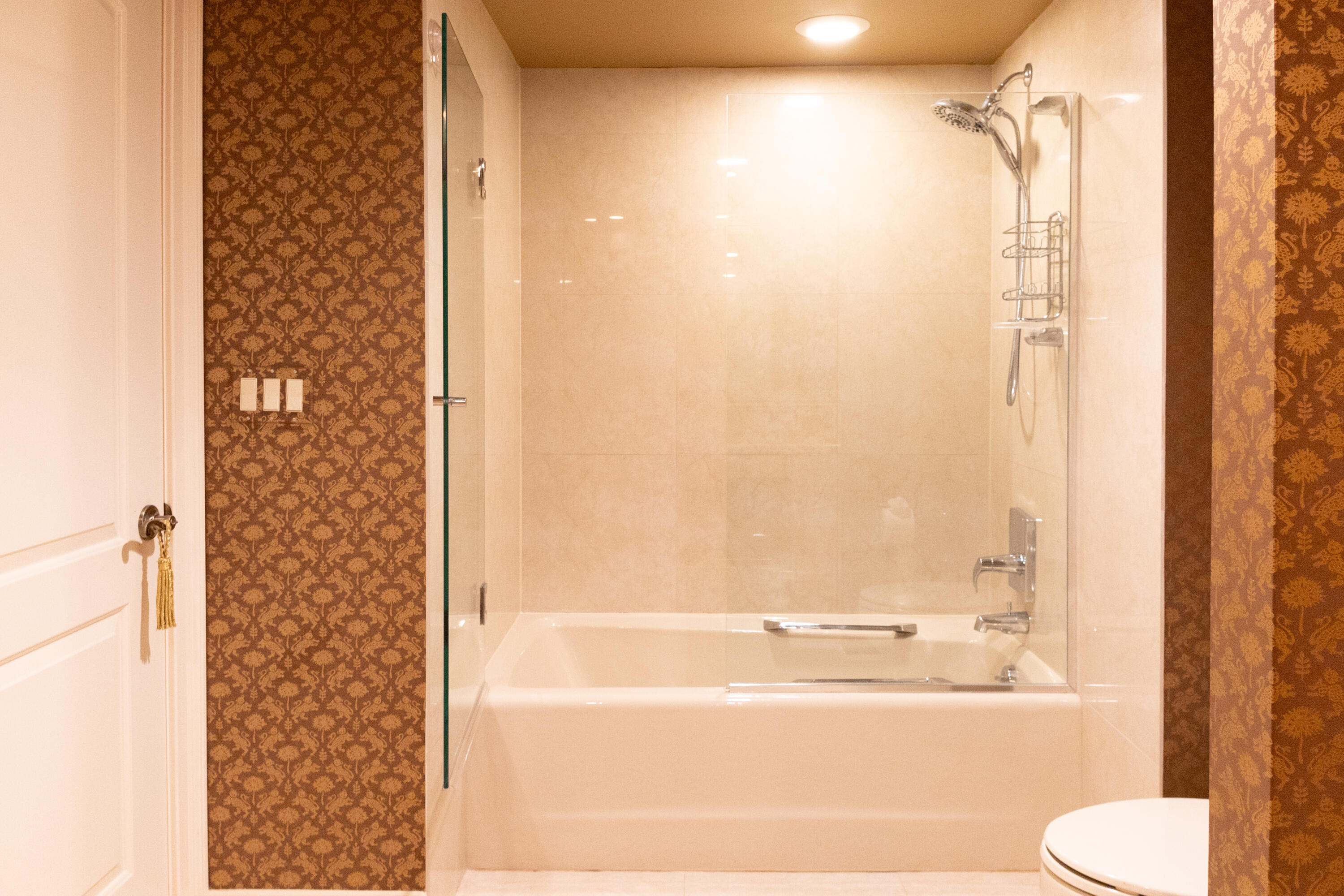 3100 NE 47th #305 Fort Lauderdale, FL 33308