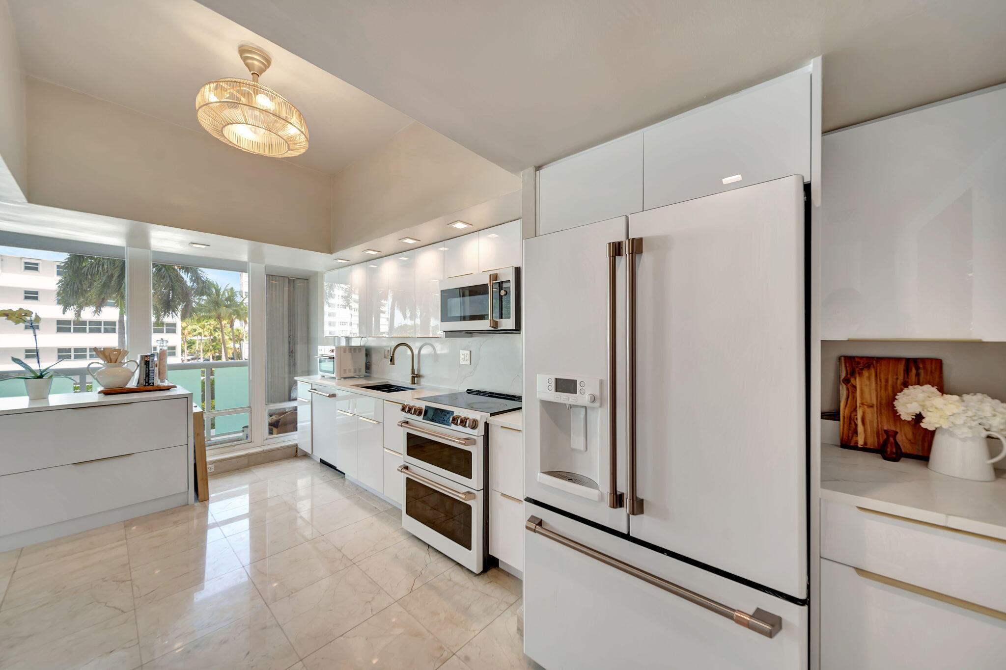2100 S Ocean #101-102 Fort Lauderdale, FL 33316