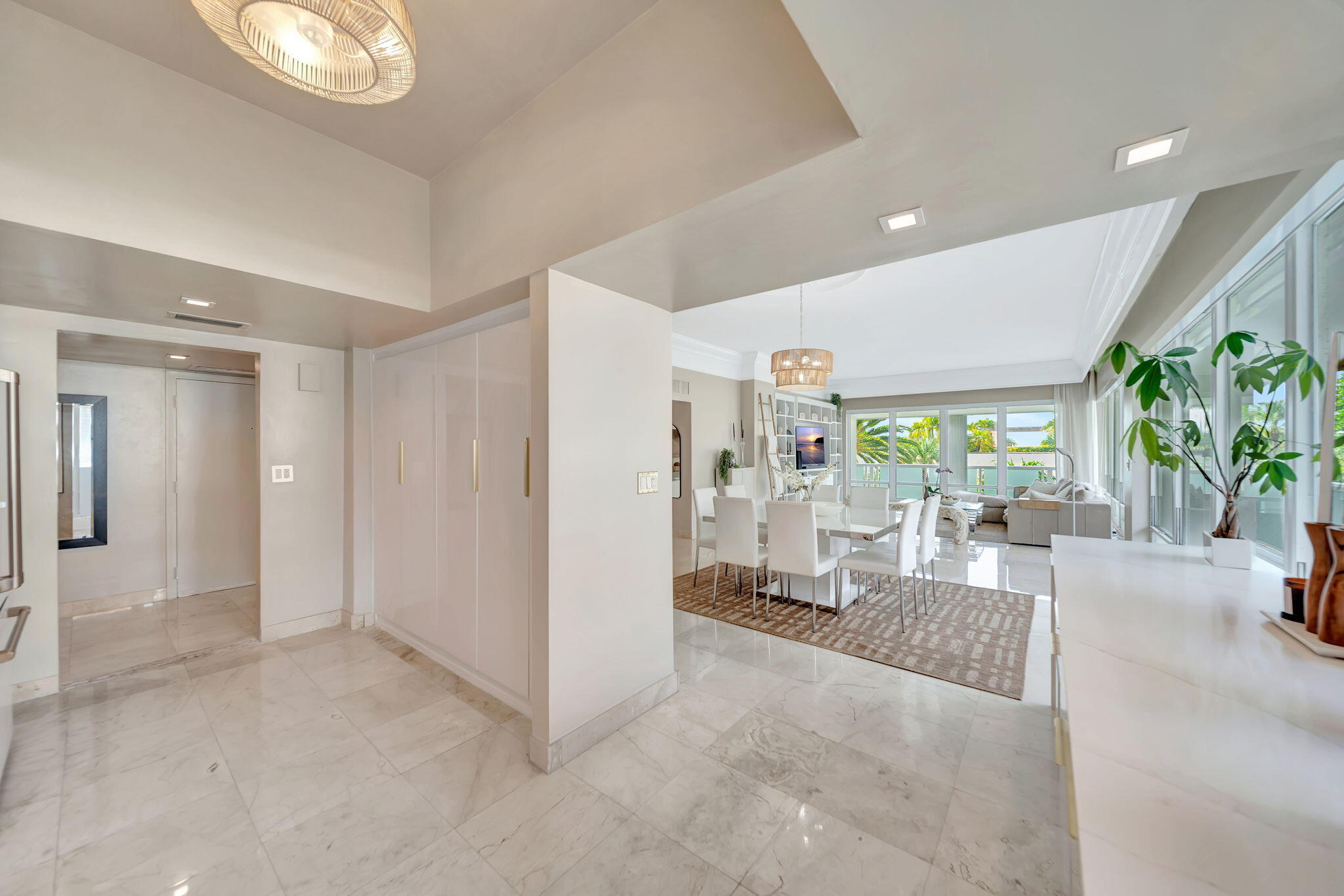 2100 S Ocean #101-102 Fort Lauderdale, FL 33316