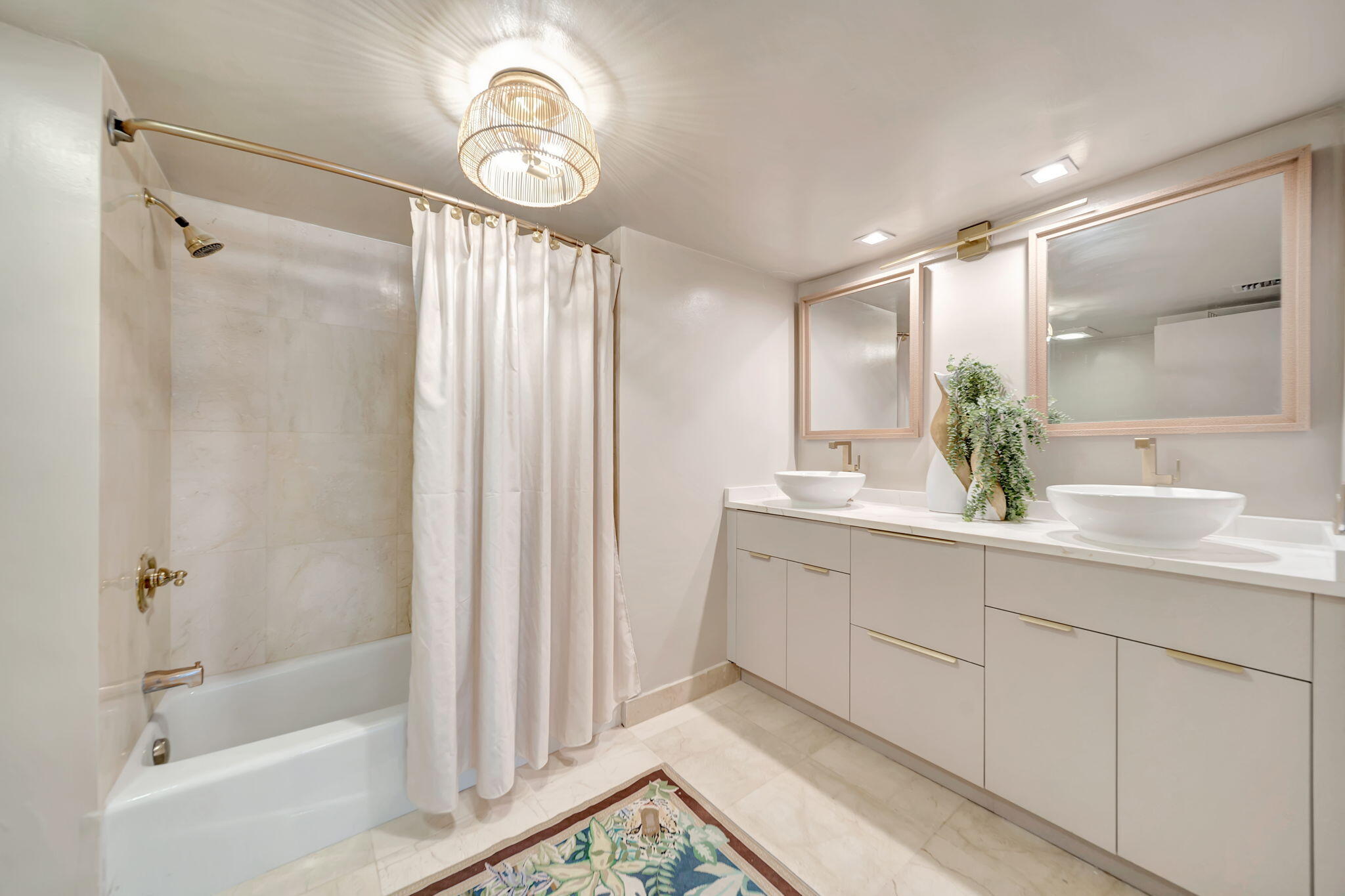 2100 S Ocean #101-102 Fort Lauderdale, FL 33316