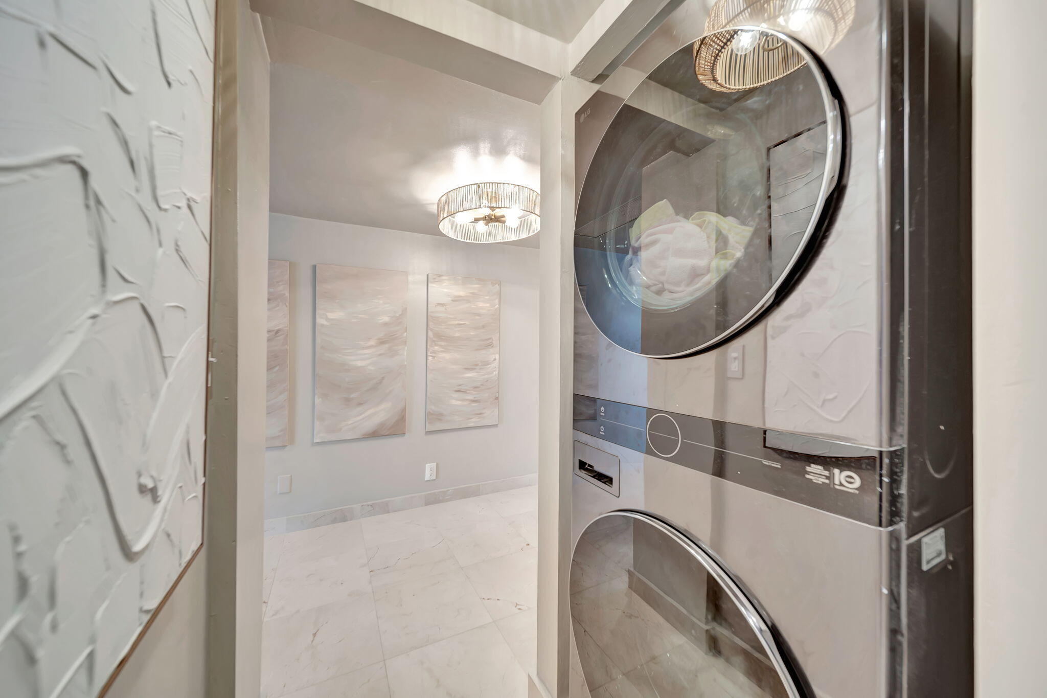 2100 S Ocean #101-102 Fort Lauderdale, FL 33316