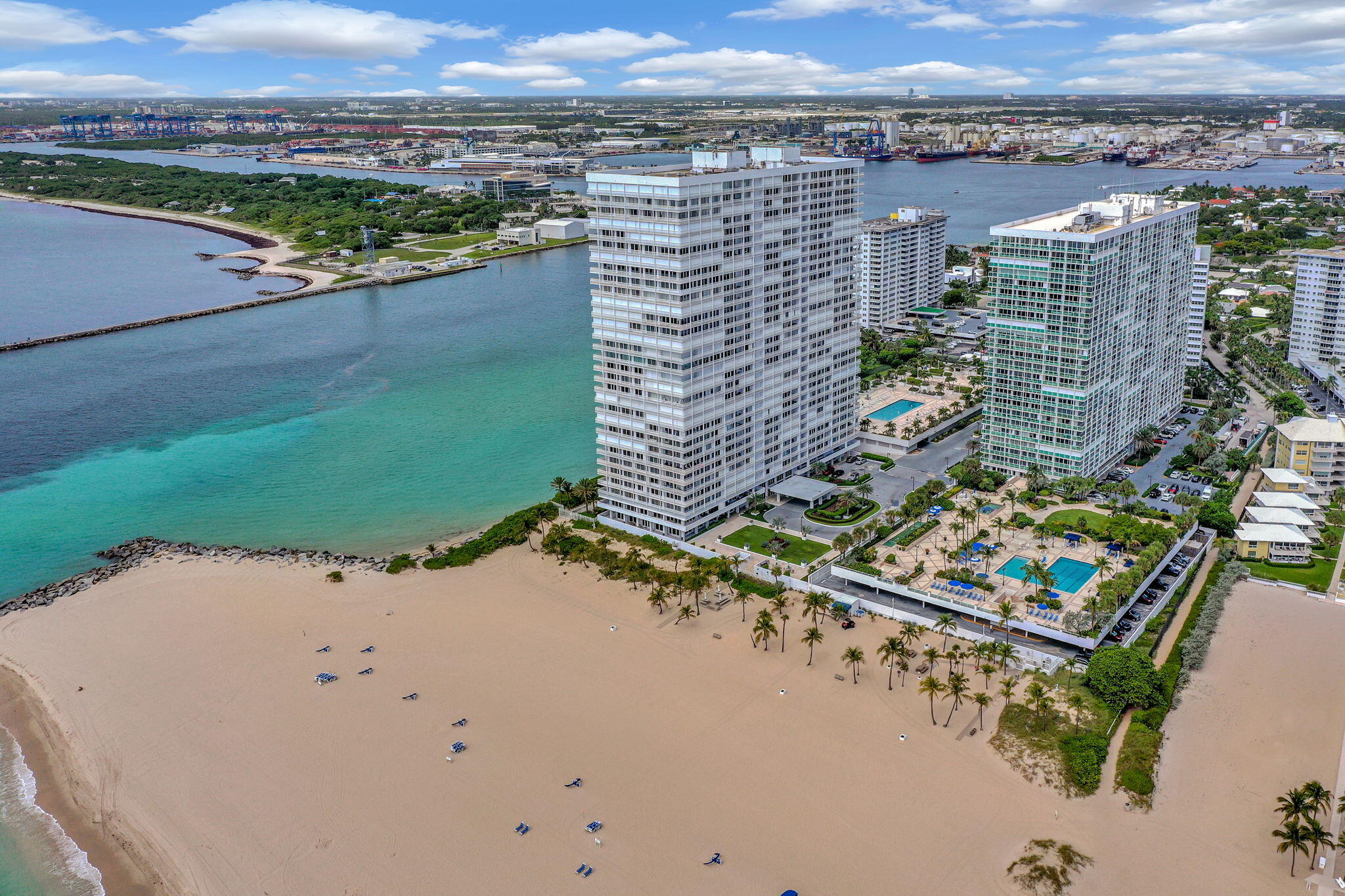 2100 S Ocean #101-102 Fort Lauderdale, FL 33316