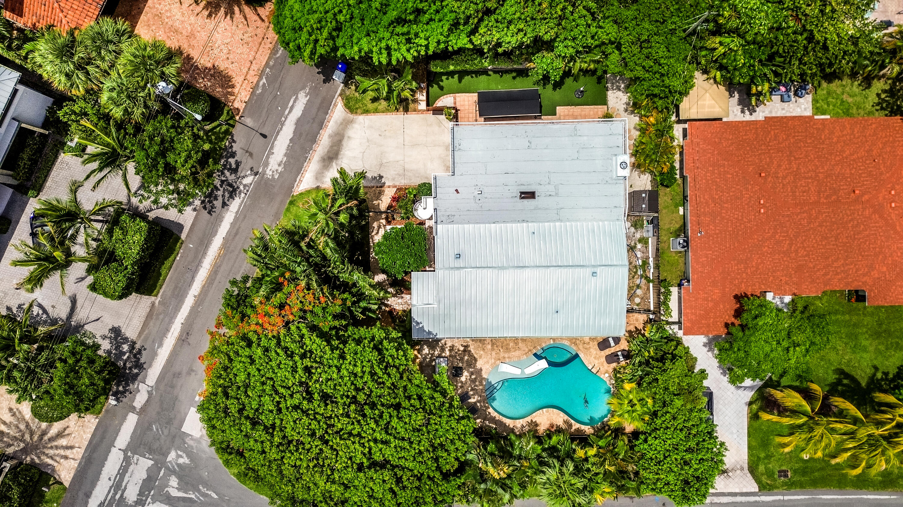 2400 N Riverside Pompano Beach, FL 33062