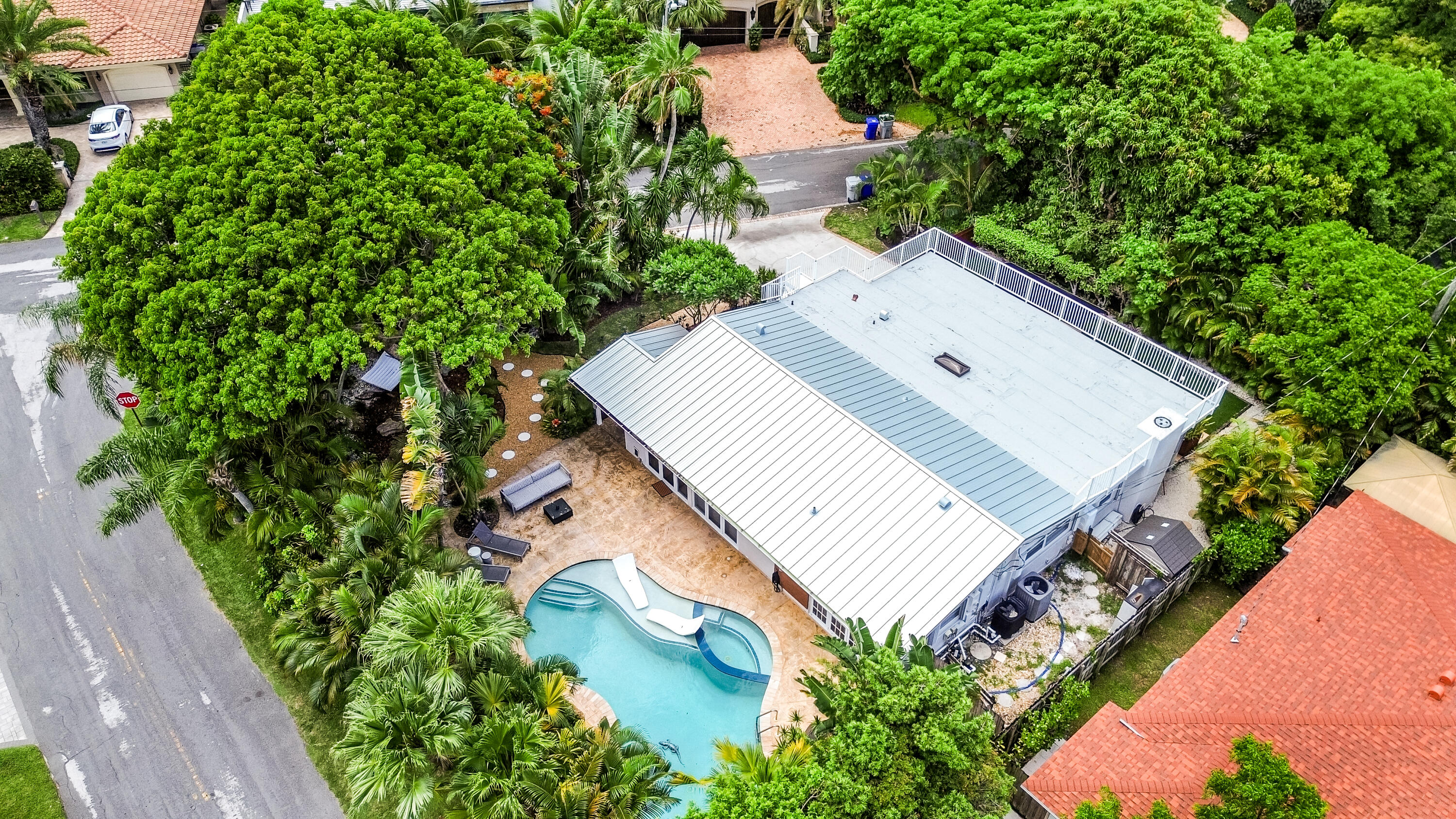 2400 N Riverside Pompano Beach, FL 33062