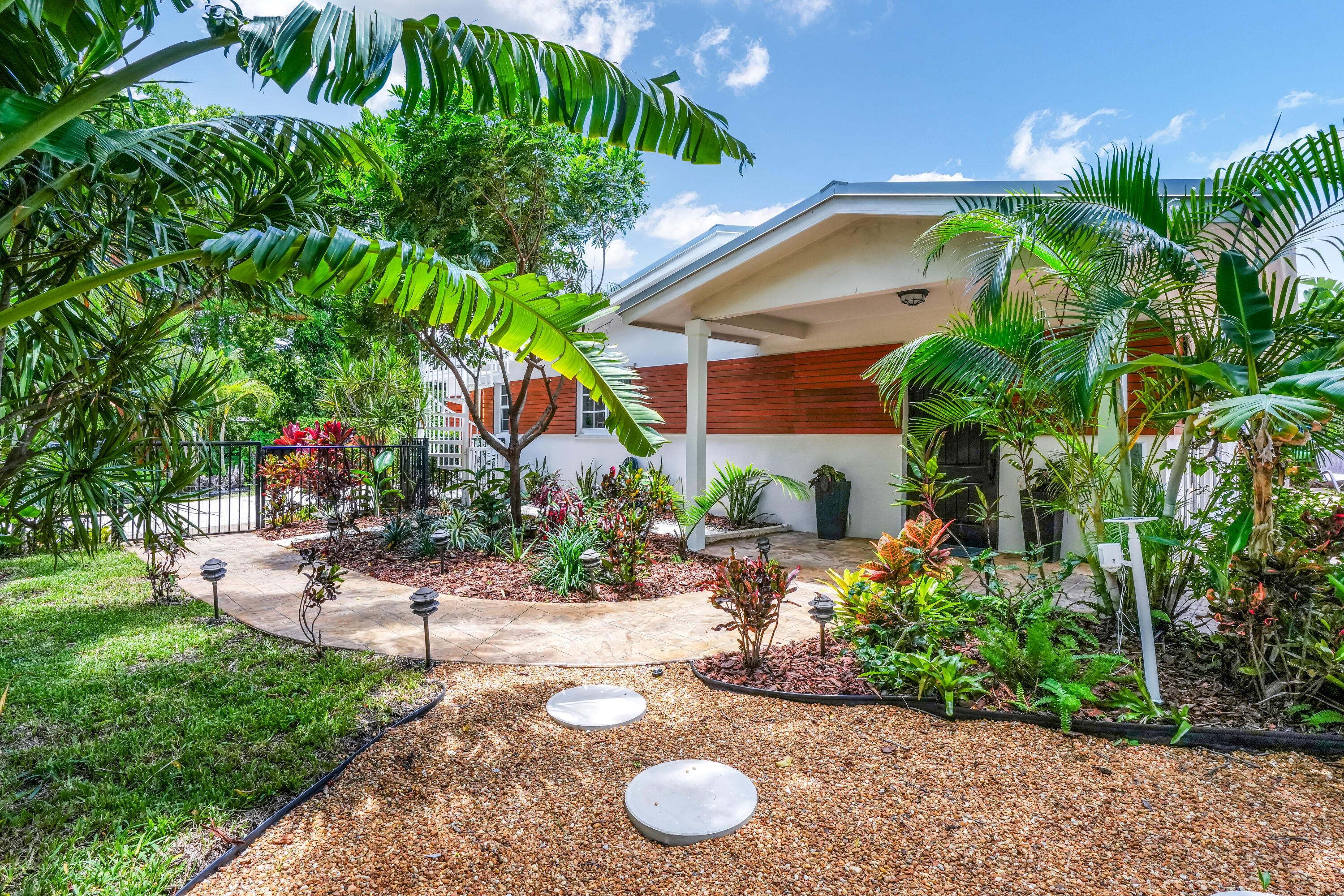 2400 N Riverside Pompano Beach, FL 33062