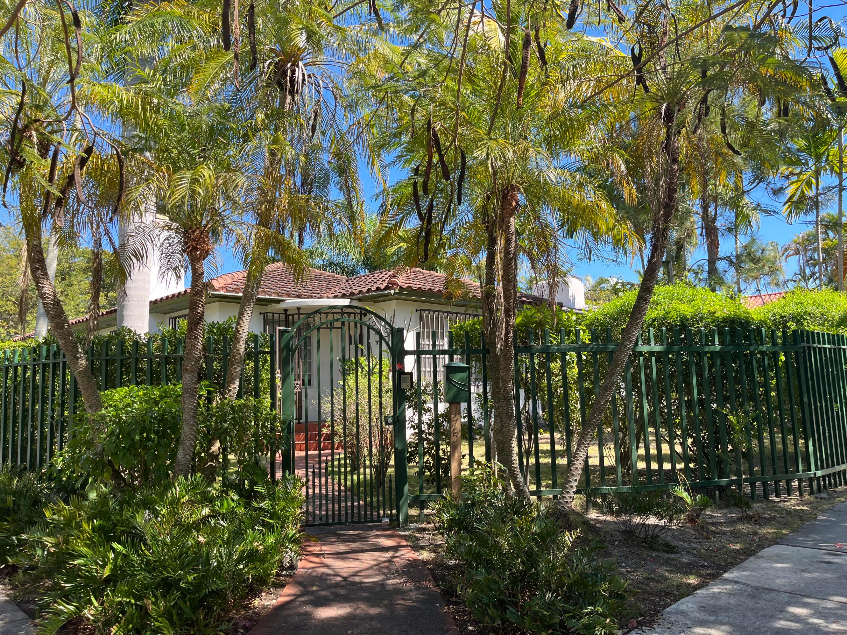 175 SW 25th