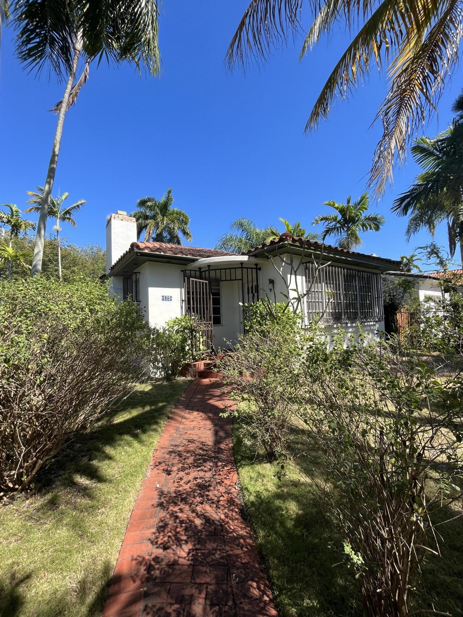 175 SW 25th Miami, FL 33129