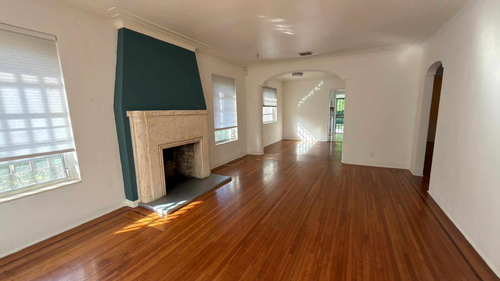 175 SW 25th Miami, FL 33129